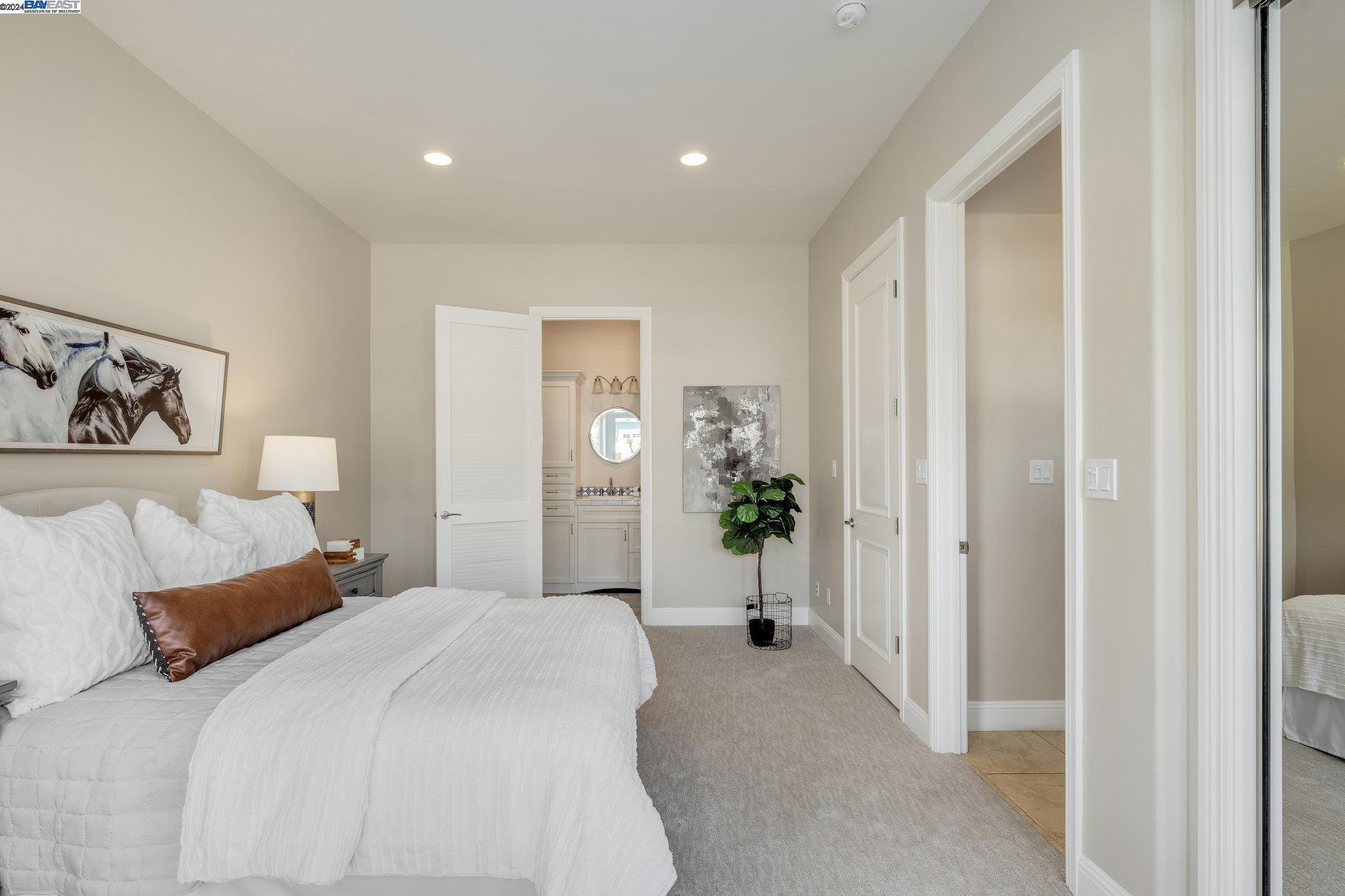 Detail Gallery Image 11 of 60 For 7852 Perry Lane, Pleasanton,  CA 94588 - 5 Beds | 5/1 Baths