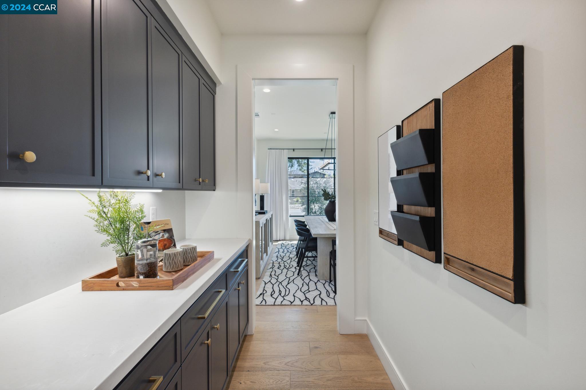 Detail Gallery Image 16 of 57 For 23 Mary Court, Danville,  CA 94526 - 5 Beds | 4/1 Baths