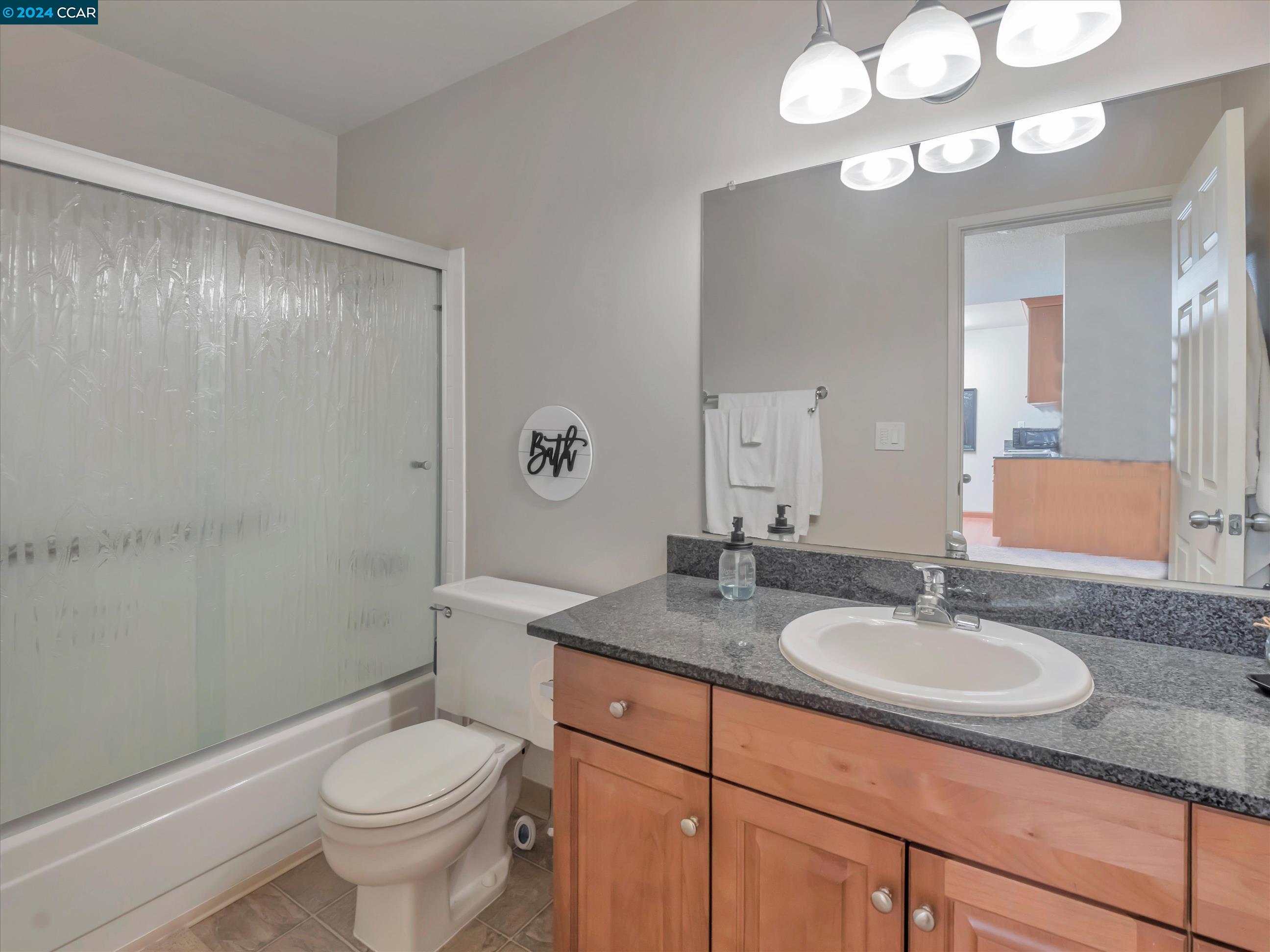 Detail Gallery Image 16 of 22 For 7323 Starward Drive #14,  Dublin,  CA 94568 - 1 Beds | 1 Baths