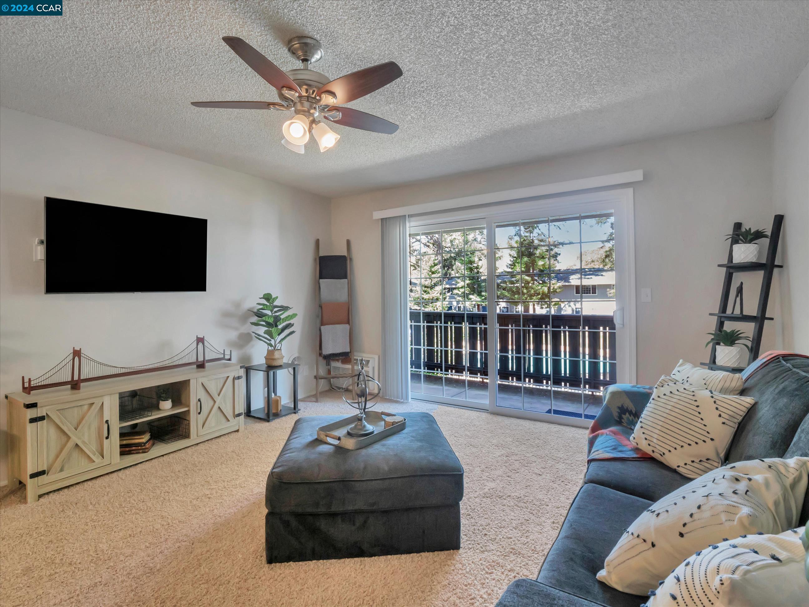 Detail Gallery Image 5 of 22 For 7323 Starward Drive #14,  Dublin,  CA 94568 - 1 Beds | 1 Baths