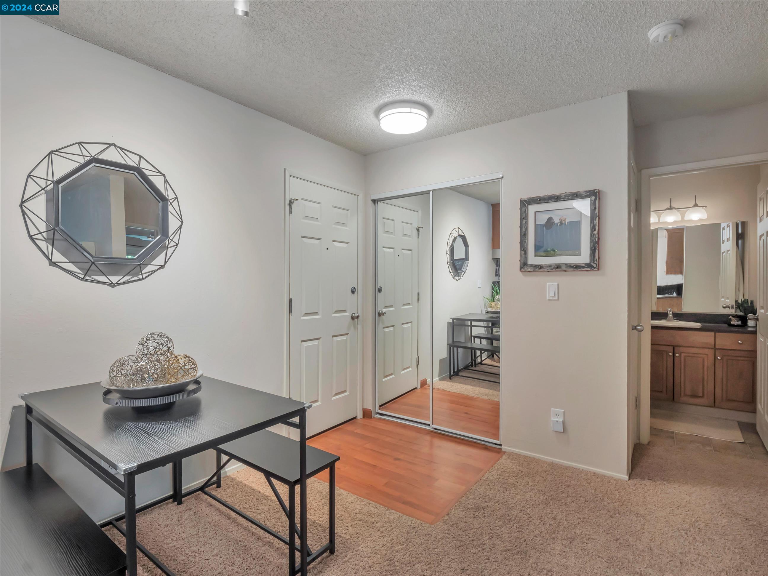 Detail Gallery Image 7 of 22 For 7323 Starward Drive #14,  Dublin,  CA 94568 - 1 Beds | 1 Baths