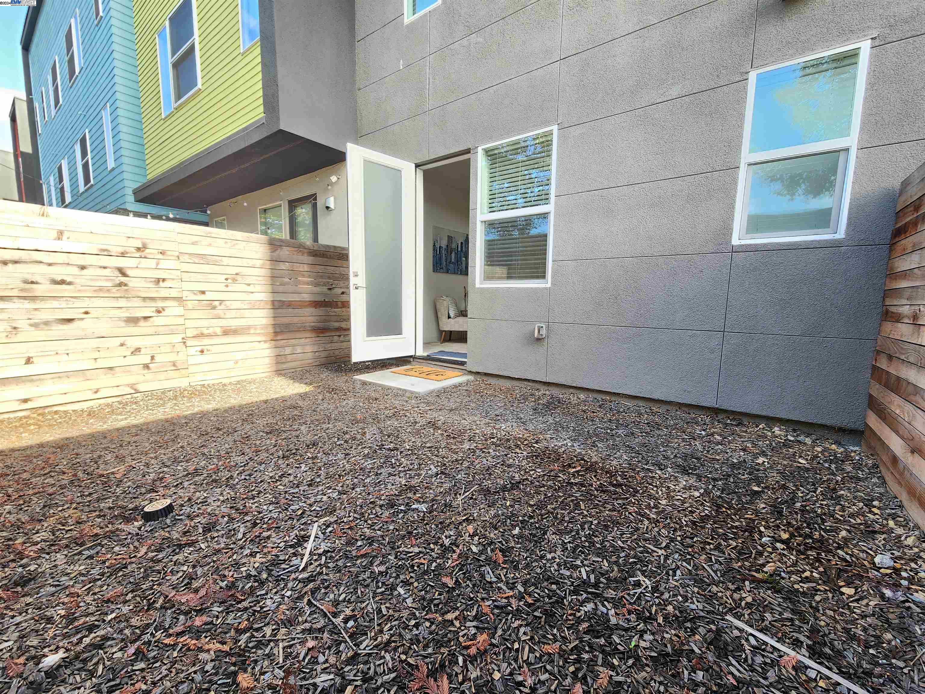 Detail Gallery Image 32 of 41 For 1339 Pullman Way, Oakland,  CA 94607 - 3 Beds | 3/1 Baths
