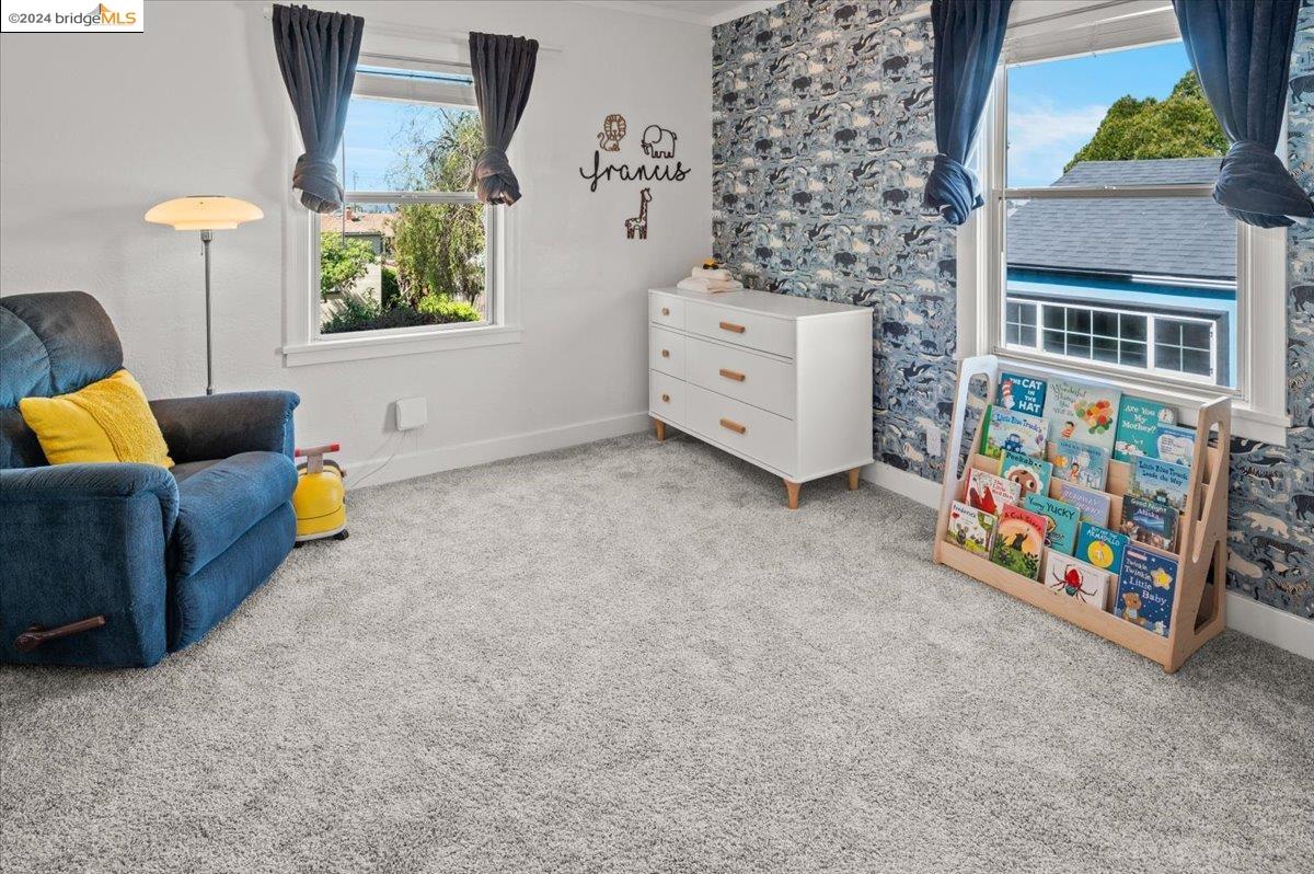 Detail Gallery Image 19 of 41 For 919 32nd St, Richmond,  CA 94804 - 4 Beds | 1/1 Baths