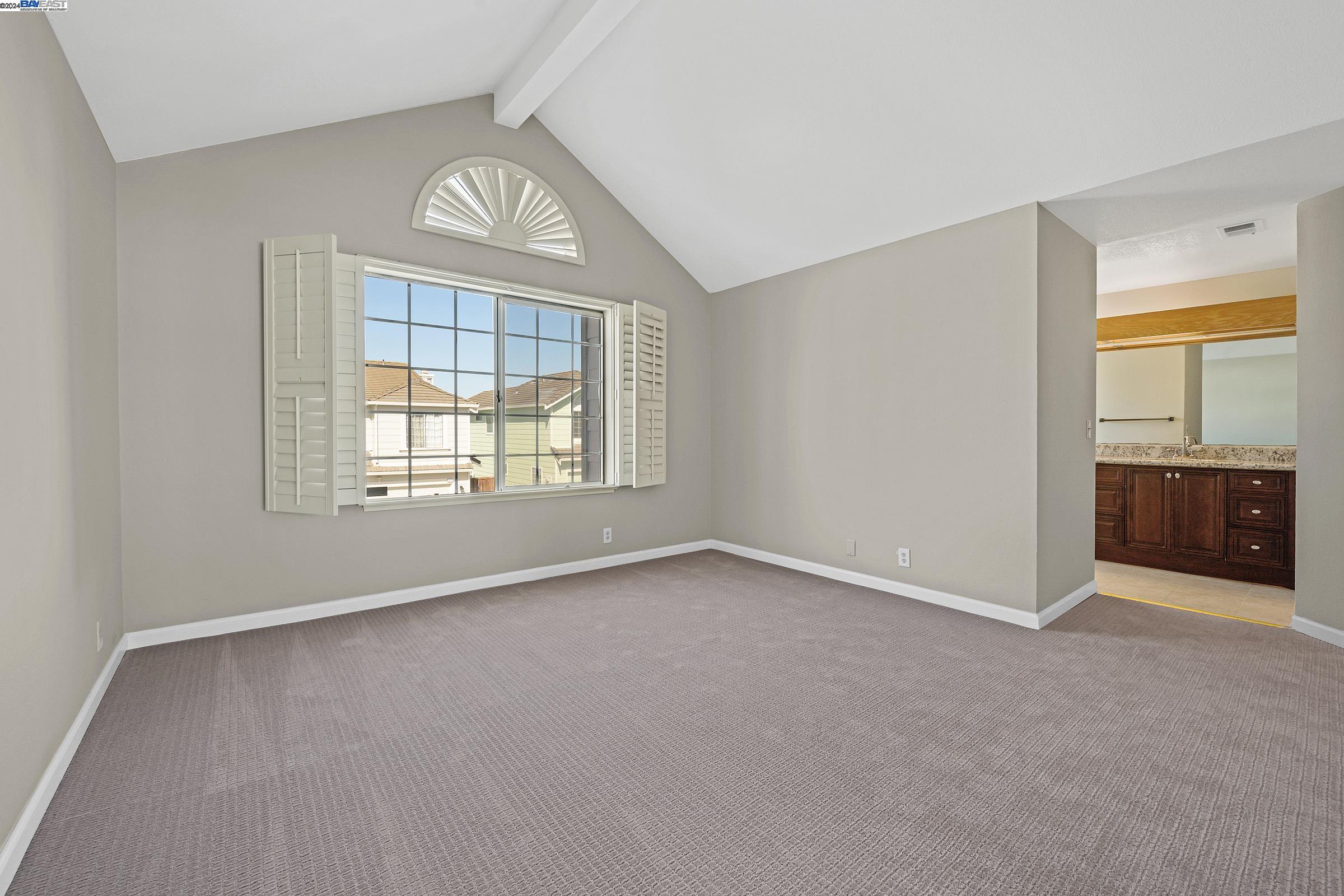 Detail Gallery Image 19 of 33 For 18795 Sydney Cir, Castro Valley,  CA 94546 - 4 Beds | 2/1 Baths