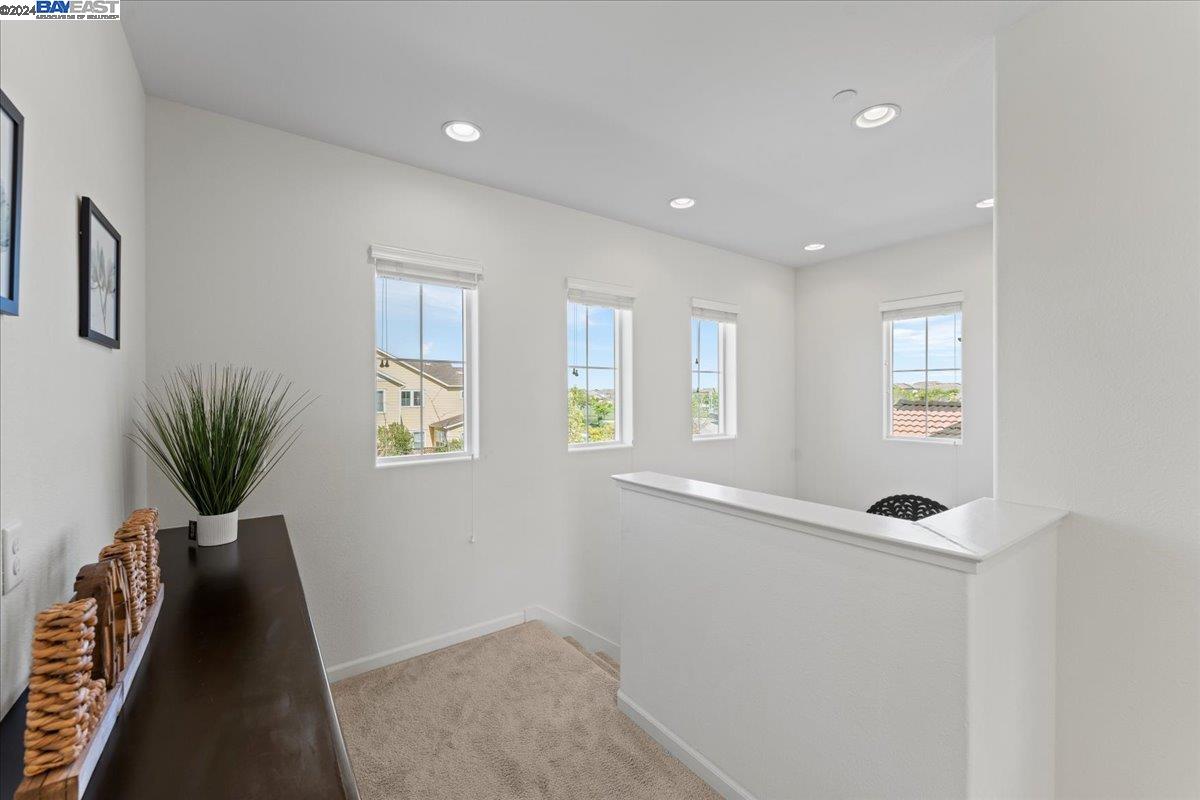 Detail Gallery Image 22 of 60 For 3993 Summit Dr, Tracy,  CA 95377 - 4 Beds | 3 Baths