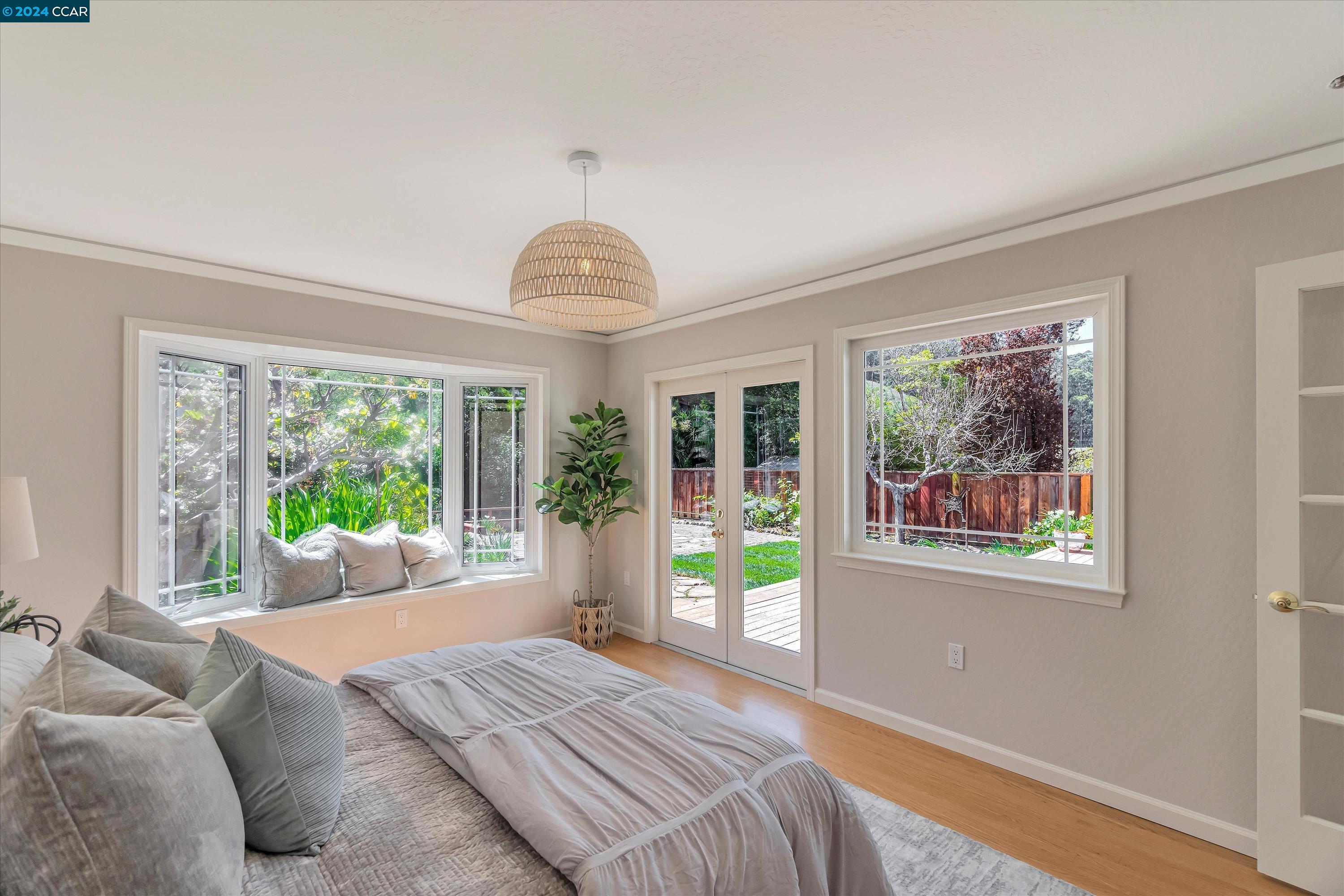 Detail Gallery Image 19 of 51 For 1508 Madeira Dr, Pacifica,  CA 94044 - 4 Beds | 2 Baths