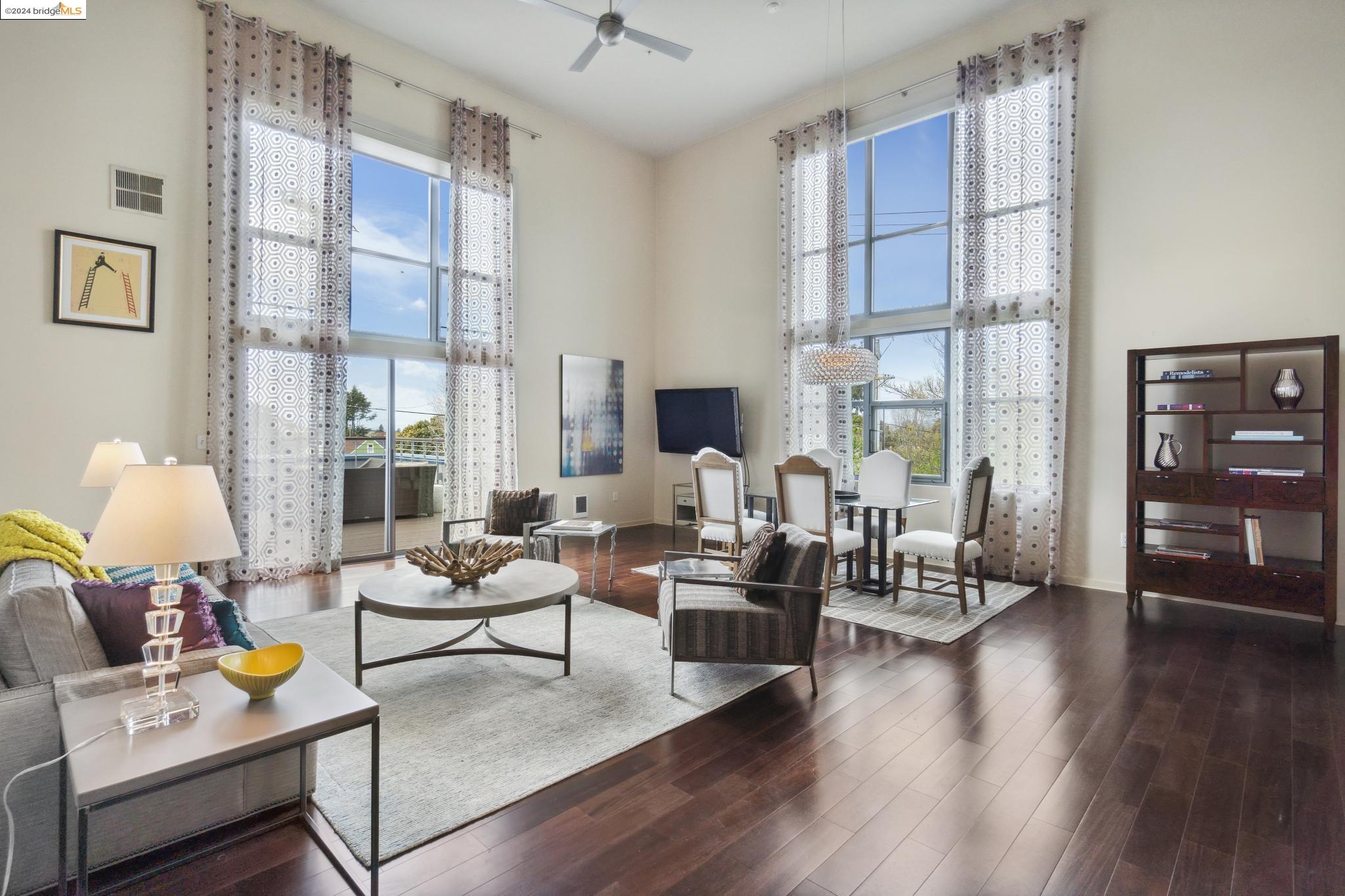 More Details about MLS # 41054946 : 1001 46TH ST # 321