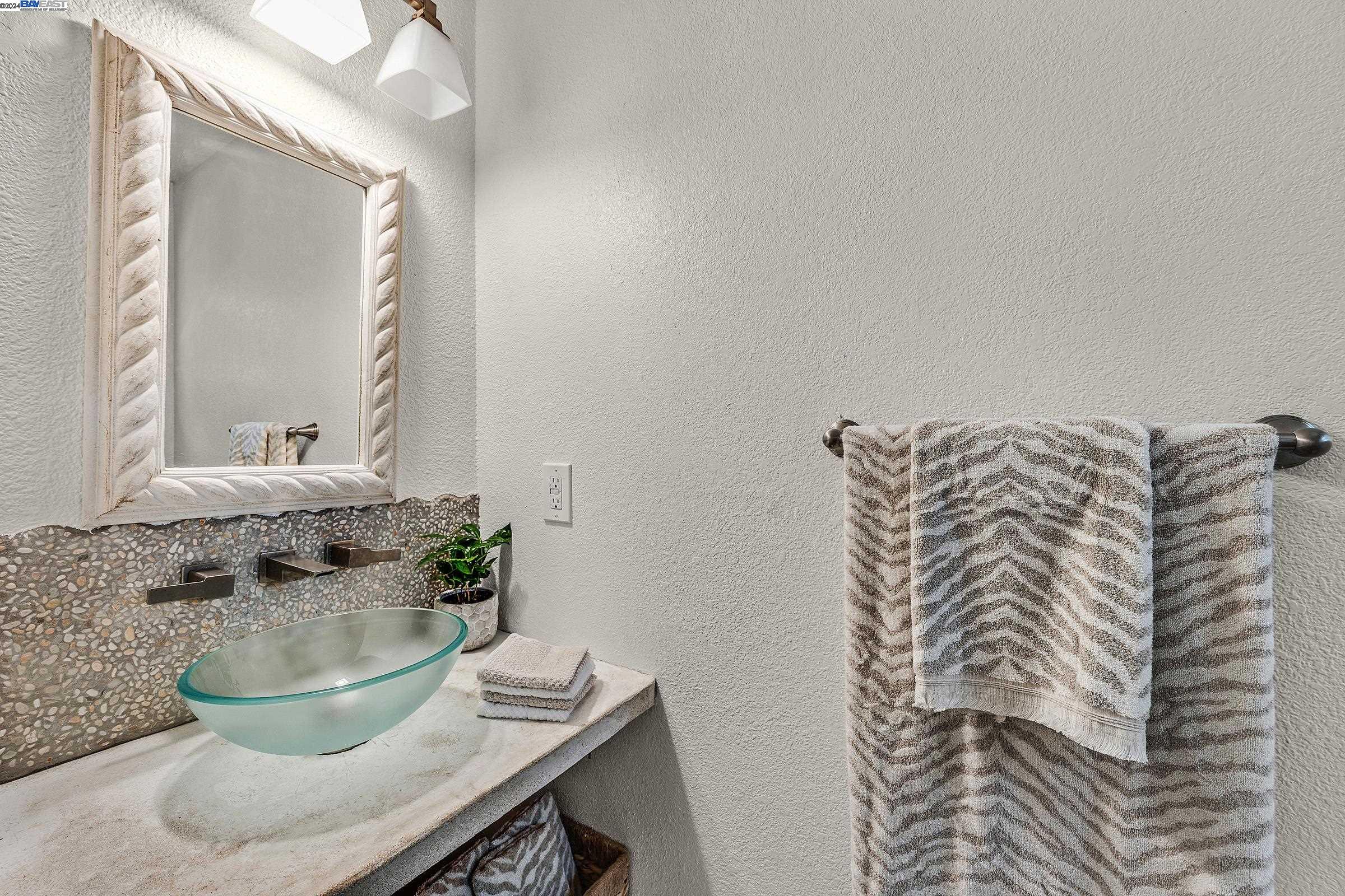 Detail Gallery Image 19 of 59 For 394 L St, Fremont,  CA 94536 - – Beds | – Baths