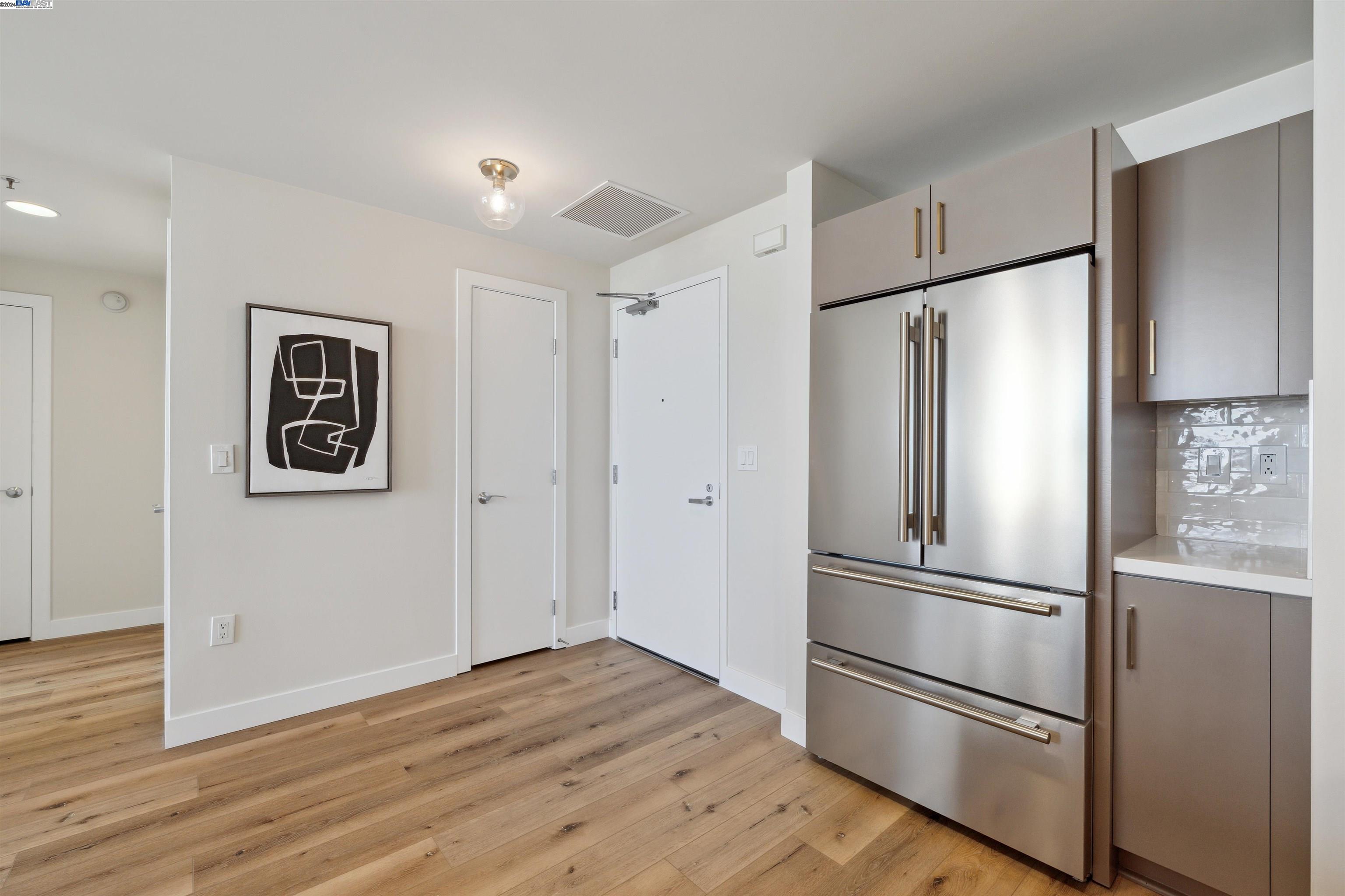 Detail Gallery Image 9 of 60 For 222 Broadway #709,  Oakland,  CA 94607 - 1 Beds | 1 Baths