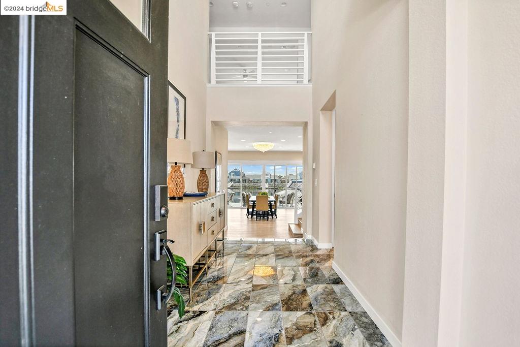 Detail Gallery Image 7 of 60 For 432 Halcyon Pl, Bethel Island,  CA 94511 - 5 Beds | 5/1 Baths
