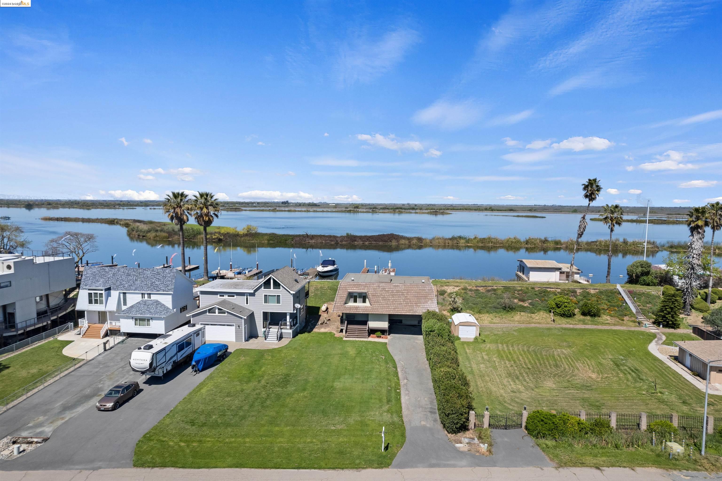 Detail Gallery Image 15 of 21 For 3049 W Willow Rd, Bethel Island,  CA 94511 - 2 Beds | 2 Baths