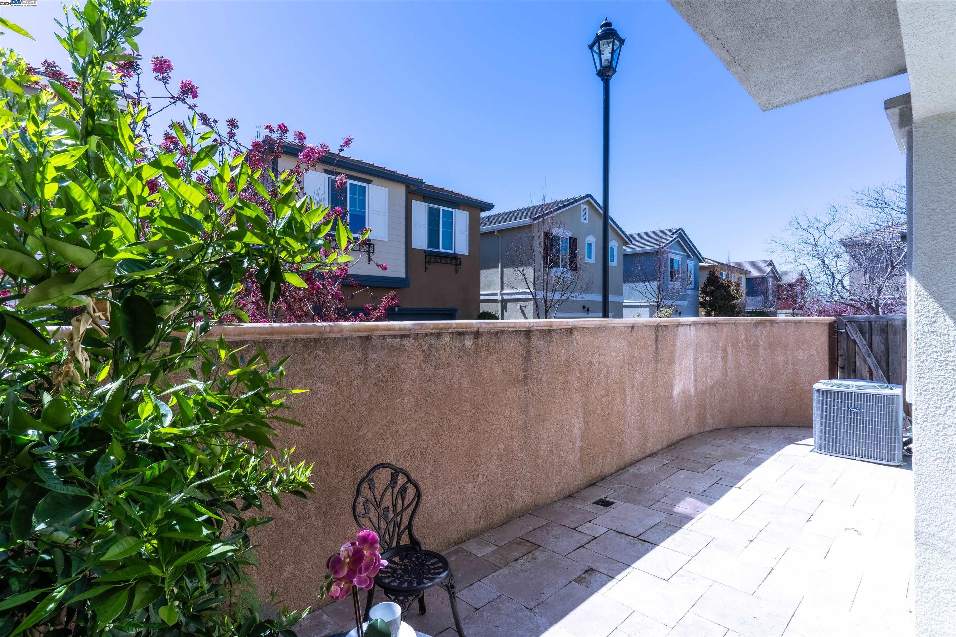 Detail Gallery Image 22 of 28 For 4280 Panorama Dr, Dublin,  CA 94568 - 4 Beds | 3/1 Baths