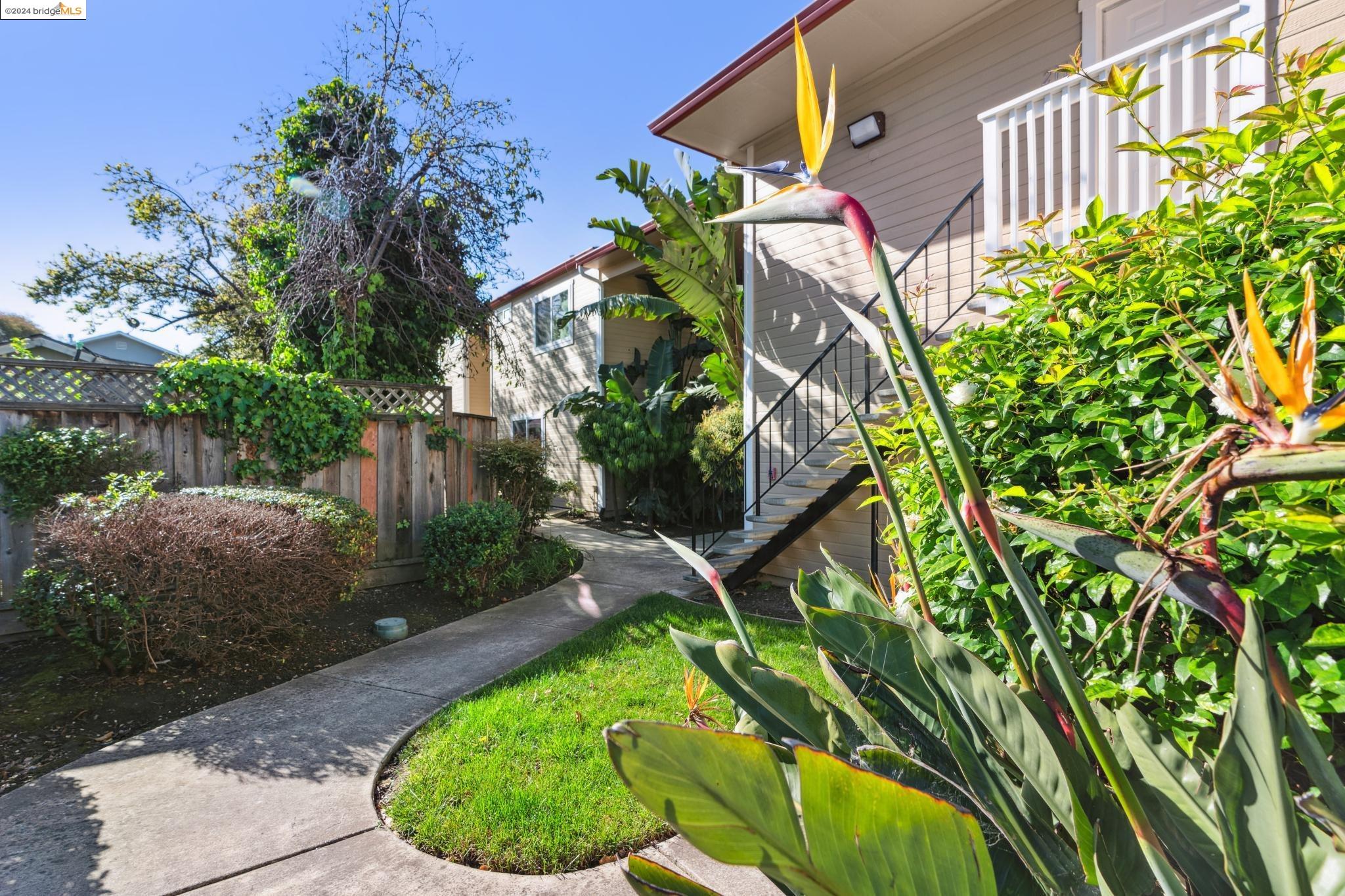 Detail Gallery Image 30 of 30 For 1570 165th Ave #214,  San Leandro,  CA 94578 - 1 Beds | 1 Baths