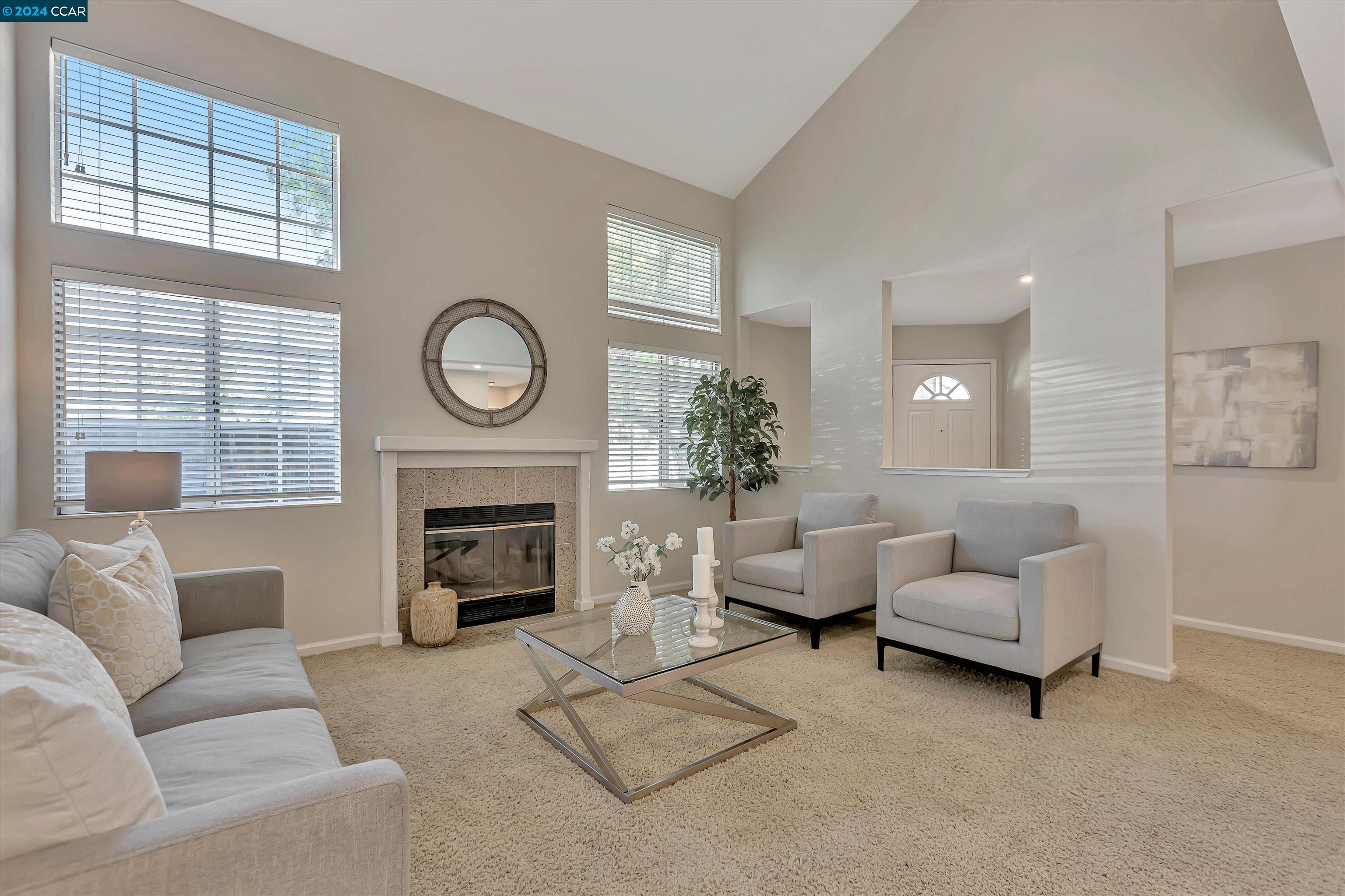 Detail Gallery Image 4 of 34 For 5224 Pebble Glen Dr, Concord,  CA 94521 - 3 Beds | 2/1 Baths