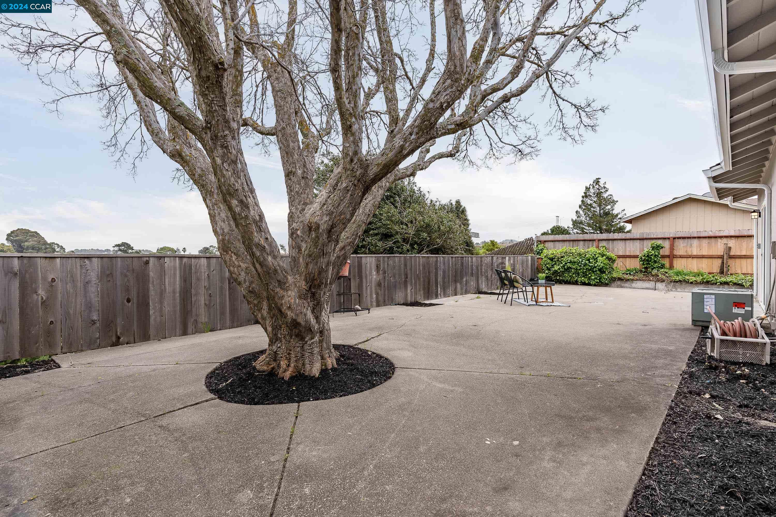 Detail Gallery Image 42 of 55 For 2872 Draper St, San Pablo,  CA 94806 - 3 Beds | 2 Baths