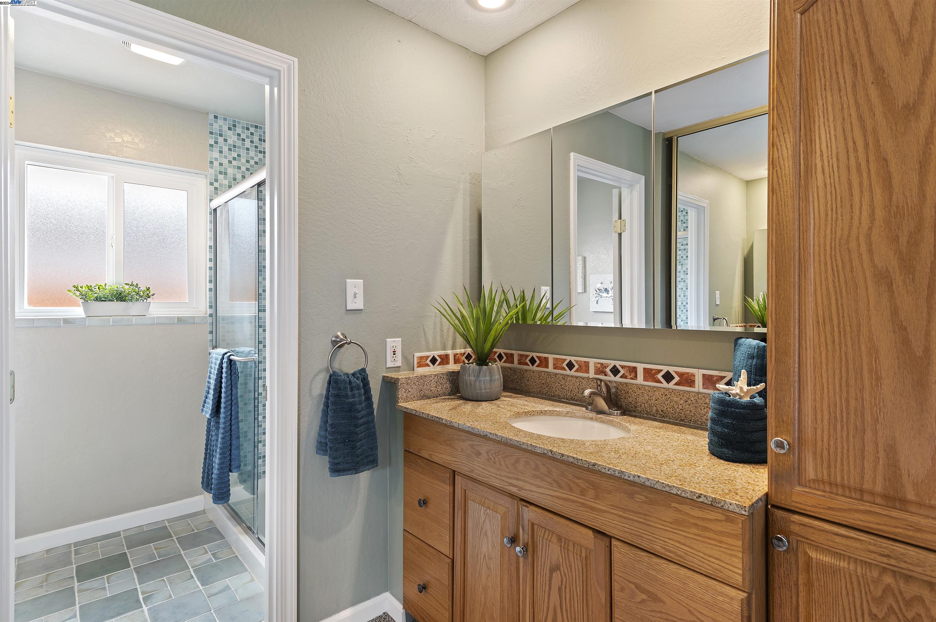 Detail Gallery Image 24 of 35 For 1564 Greenwood Rd, Pleasanton,  CA 94566 - 3 Beds | 2 Baths