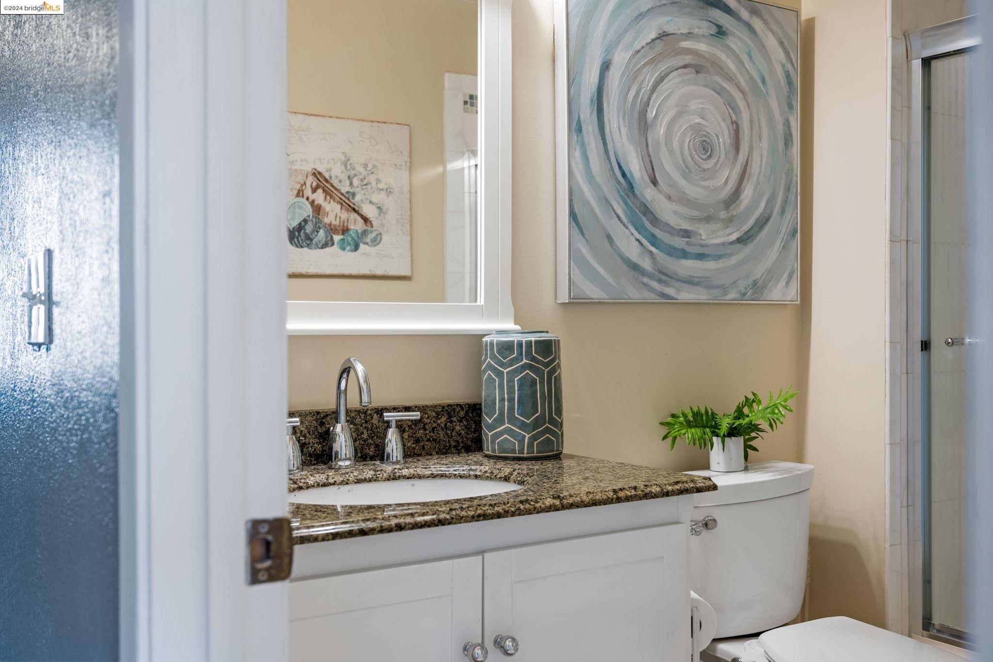 Detail Gallery Image 36 of 47 For 20917 Locust St #B,  Hayward,  CA 94541 - 2 Beds | 1/1 Baths