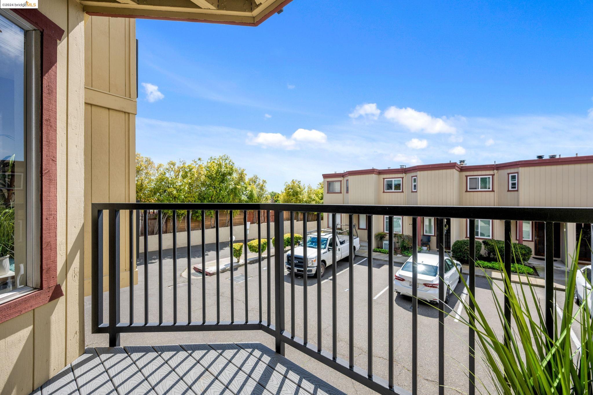Detail Gallery Image 43 of 47 For 20917 Locust St #B,  Hayward,  CA 94541 - 2 Beds | 1/1 Baths