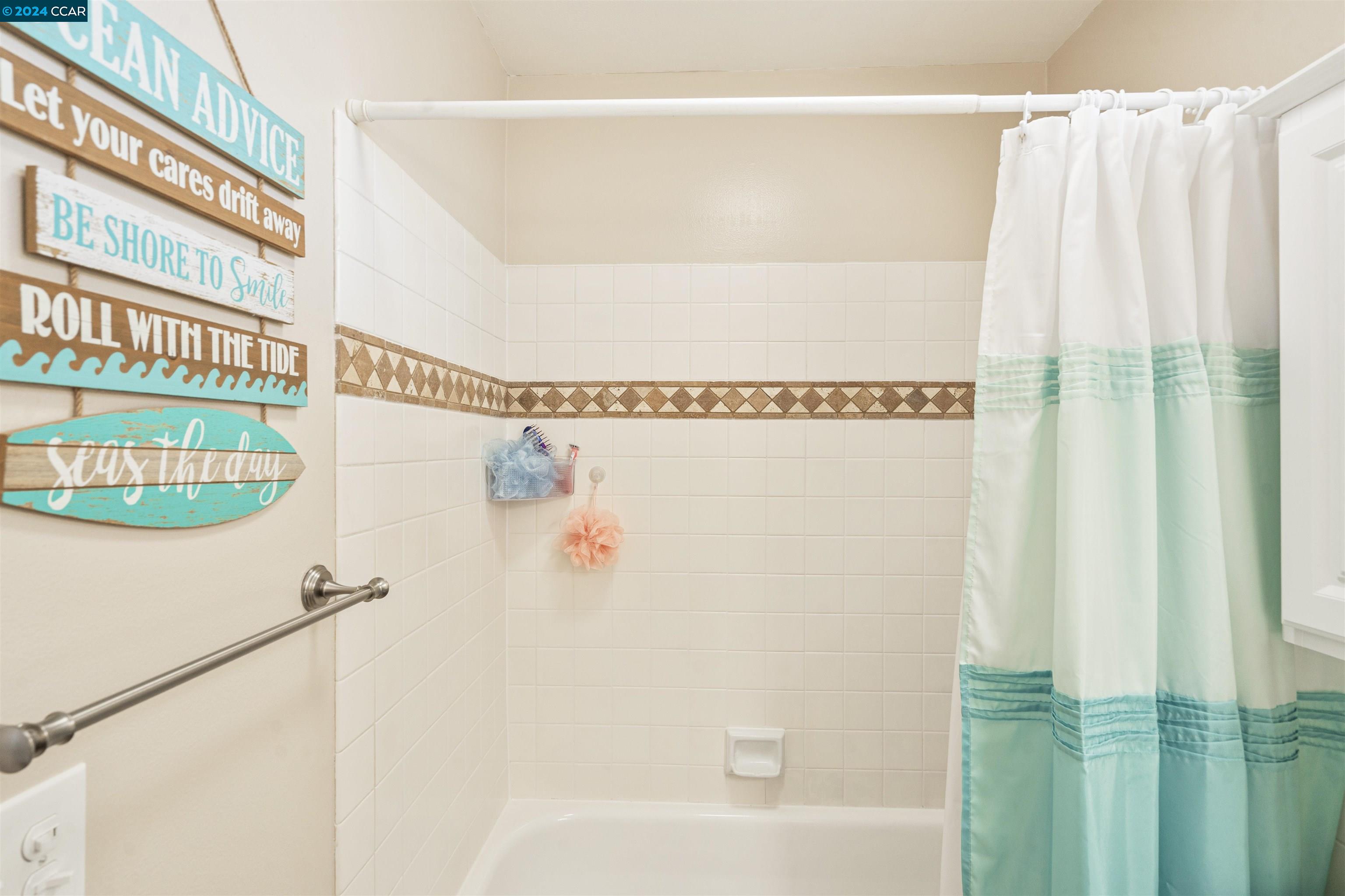 Detail Gallery Image 39 of 60 For 4486 Adelia Ct, Concord,  CA 94521 - 4 Beds | 2/1 Baths