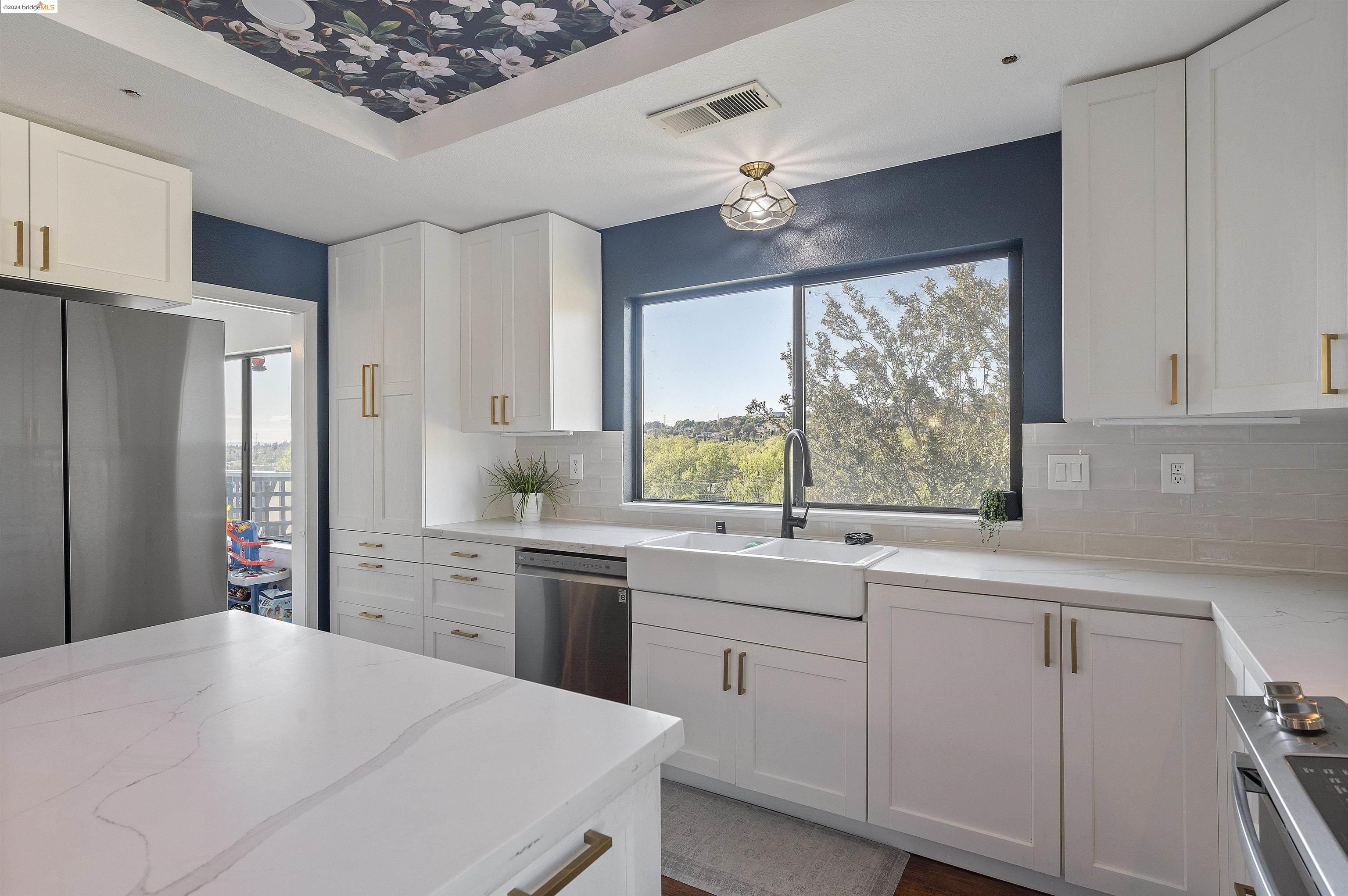 Detail Gallery Image 26 of 54 For 130 Live Oak, Vallejo,  CA 94591 - 4 Beds | 2/1 Baths