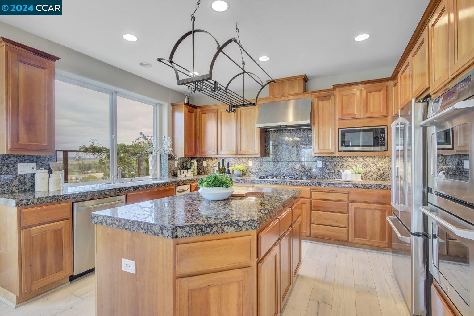 Detail Gallery Image 18 of 60 For 6 Pine Valley Pl, San Ramon,  CA 94583 - 5 Beds | 4/1 Baths