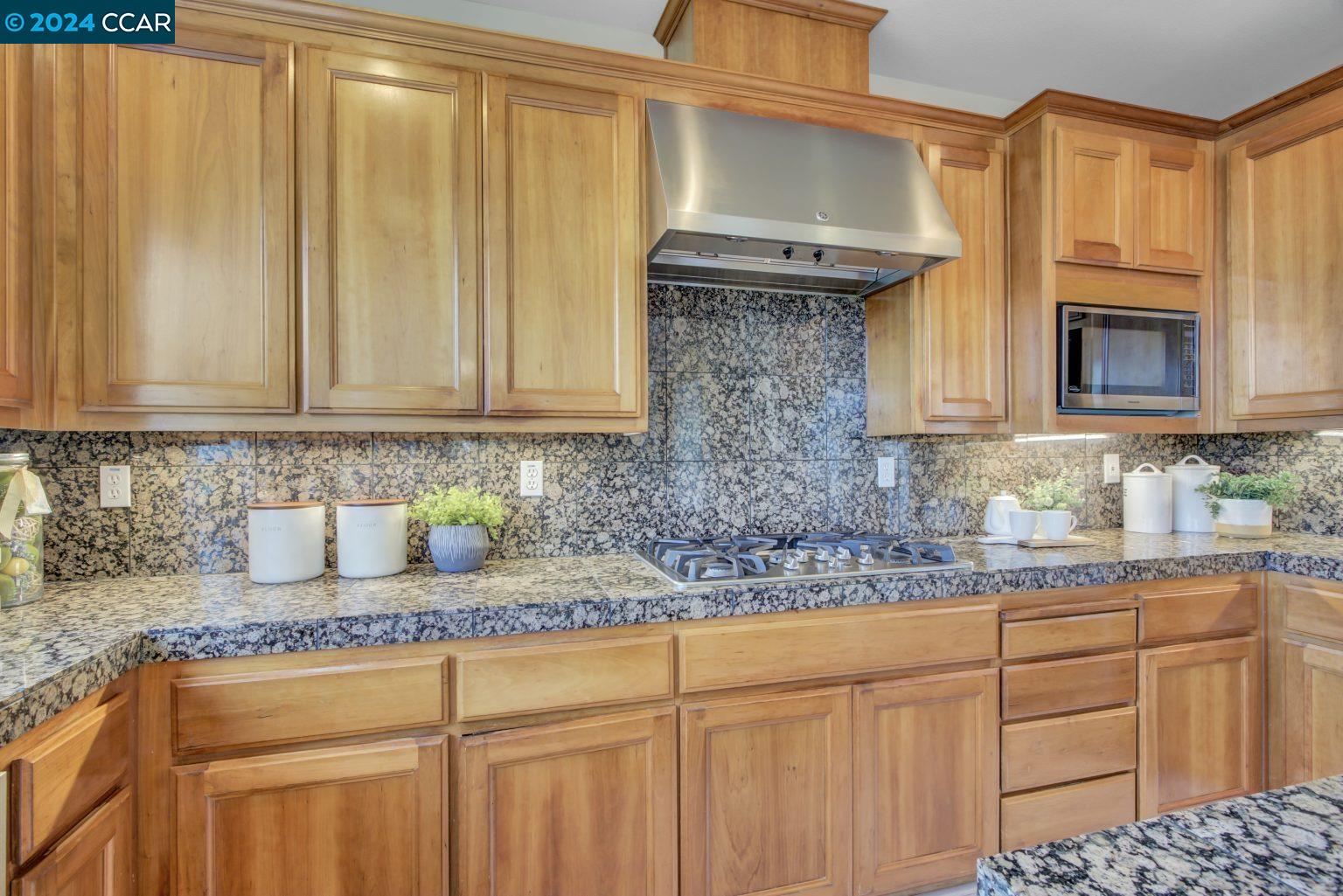 Detail Gallery Image 21 of 60 For 6 Pine Valley Pl, San Ramon,  CA 94583 - 5 Beds | 4/1 Baths