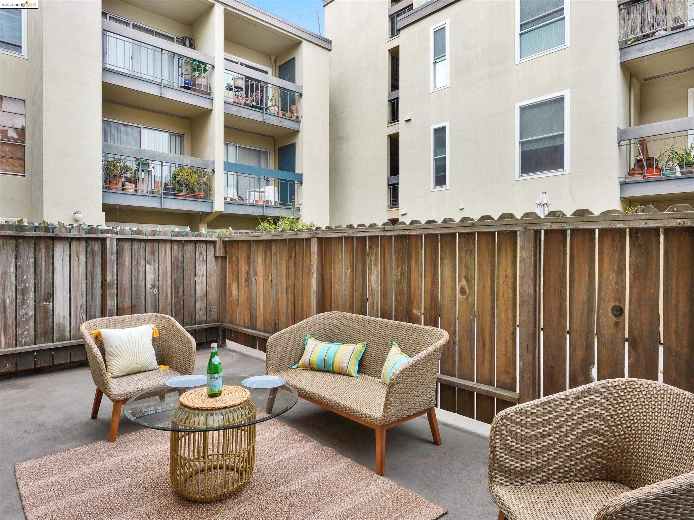 Detail Gallery Image 23 of 31 For 500 Vernon St #113,  Oakland,  CA 94610 - 1 Beds | 1 Baths
