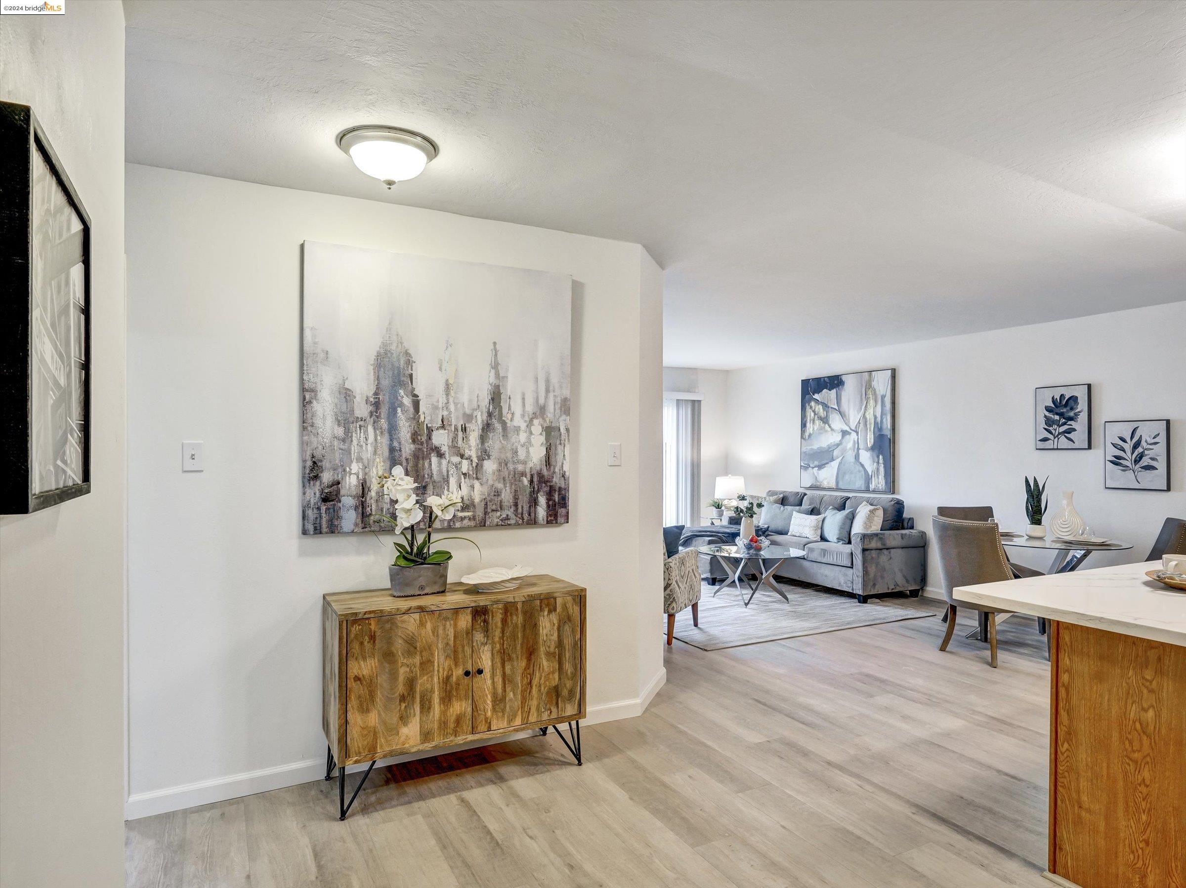 Detail Gallery Image 5 of 31 For 500 Vernon St #113,  Oakland,  CA 94610 - 1 Beds | 1 Baths