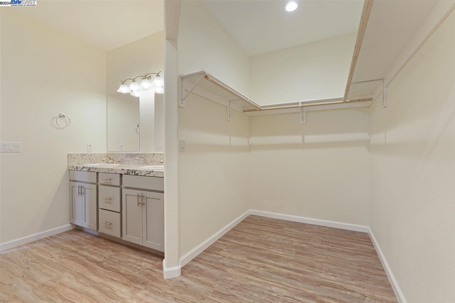Detail Gallery Image 16 of 29 For 2933 S Bieghle, Stockton,  CA 95206-1234 - 4 Beds | 2 Baths