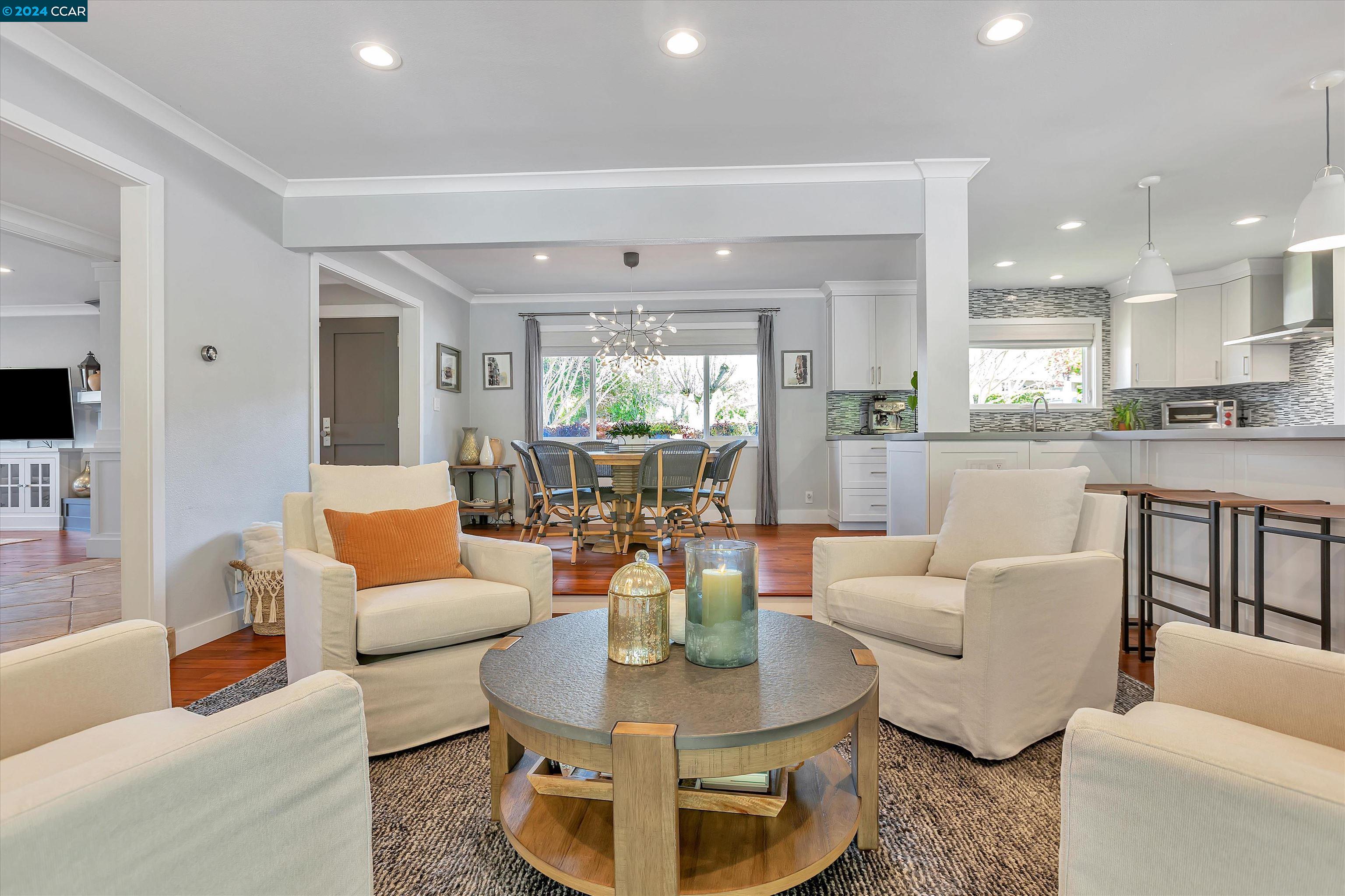 Detail Gallery Image 8 of 49 For 184 Loch Lomond Way, Danville,  CA 94526 - 4 Beds | 2/1 Baths