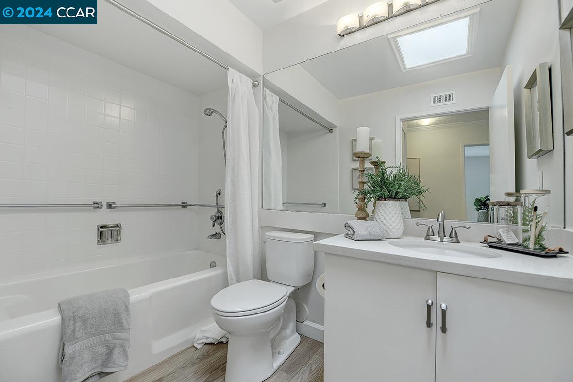Detail Gallery Image 22 of 47 For 1168 Leisure Ln #4,  Walnut Creek,  CA 94595 - 2 Beds | 1/1 Baths