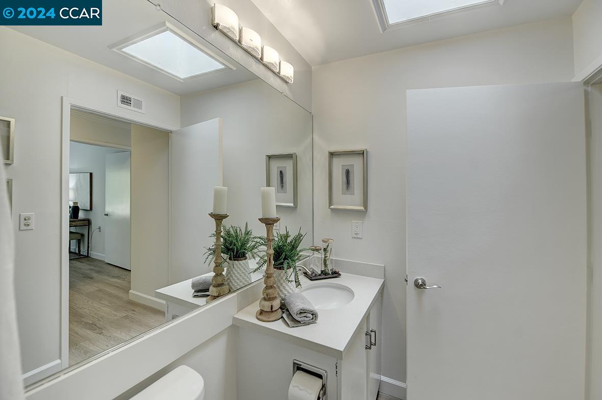 Detail Gallery Image 23 of 47 For 1168 Leisure Ln #4,  Walnut Creek,  CA 94595 - 2 Beds | 1/1 Baths