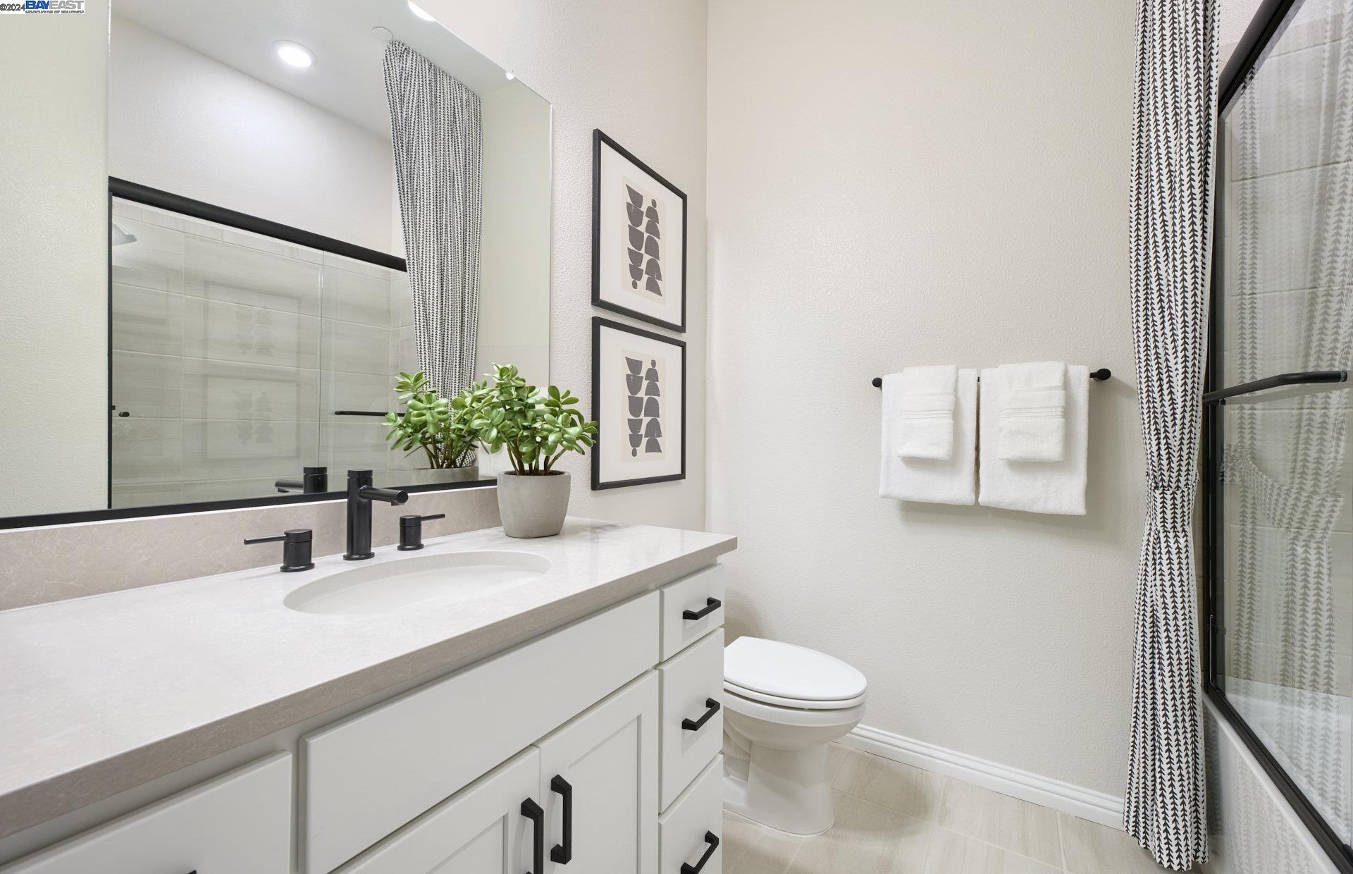 Detail Gallery Image 11 of 12 For 429 Martin Mariner Ave, Alameda,  CA 94501 - 1 Beds | 1/1 Baths