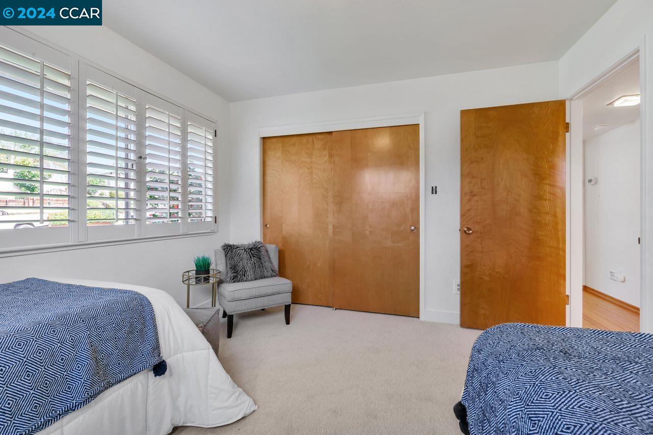 Detail Gallery Image 23 of 49 For 4935 Tahoe Cir, Martinez,  CA 94553 - 3 Beds | 2/1 Baths