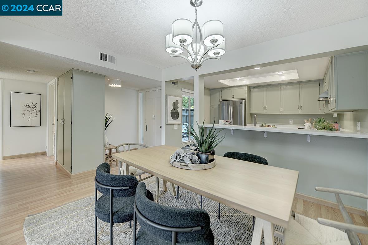 Detail Gallery Image 18 of 53 For 1565 Rockledge Ln #4,  Walnut Creek,  CA 94595 - 2 Beds | 1 Baths