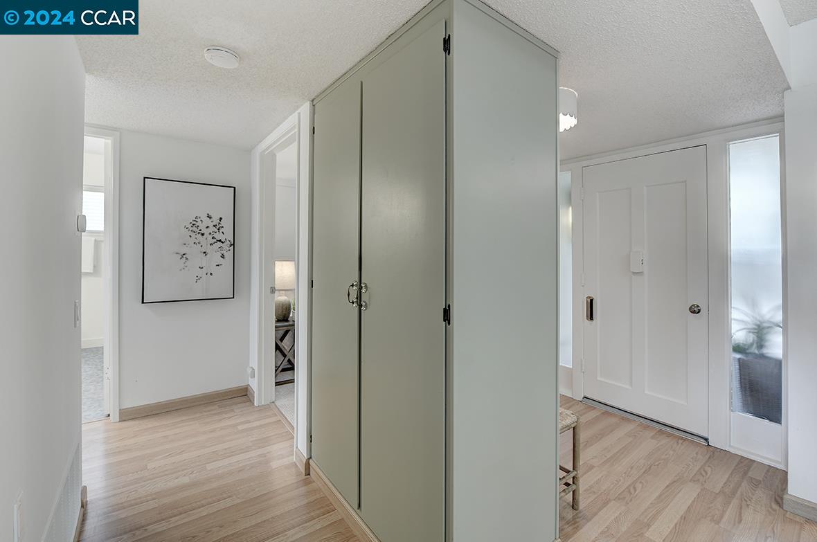 Detail Gallery Image 19 of 53 For 1565 Rockledge Ln #4,  Walnut Creek,  CA 94595 - 2 Beds | 1 Baths