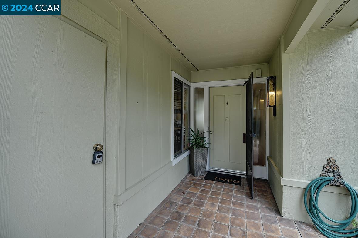 Detail Gallery Image 33 of 53 For 1565 Rockledge Ln #4,  Walnut Creek,  CA 94595 - 2 Beds | 1 Baths