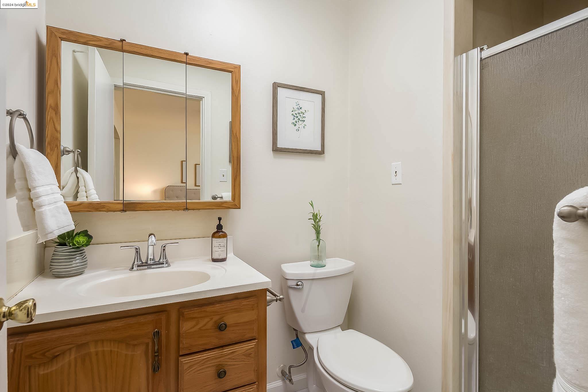 Detail Gallery Image 14 of 27 For 3291 William Way, Pittsburg,  CA 94565 - 4 Beds | 2 Baths
