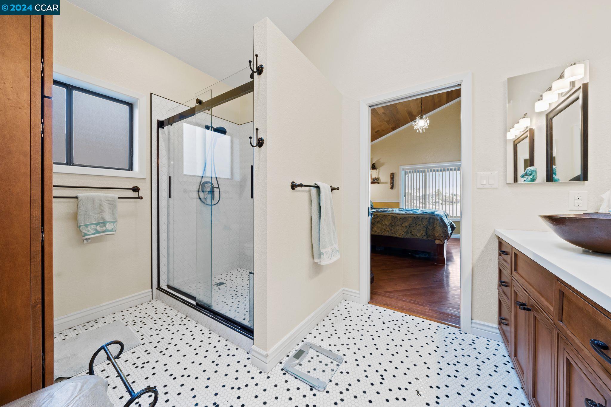Detail Gallery Image 18 of 25 For 2243 Reef Ct, Discovery Bay,  CA 94505 - 3 Beds | 2/1 Baths