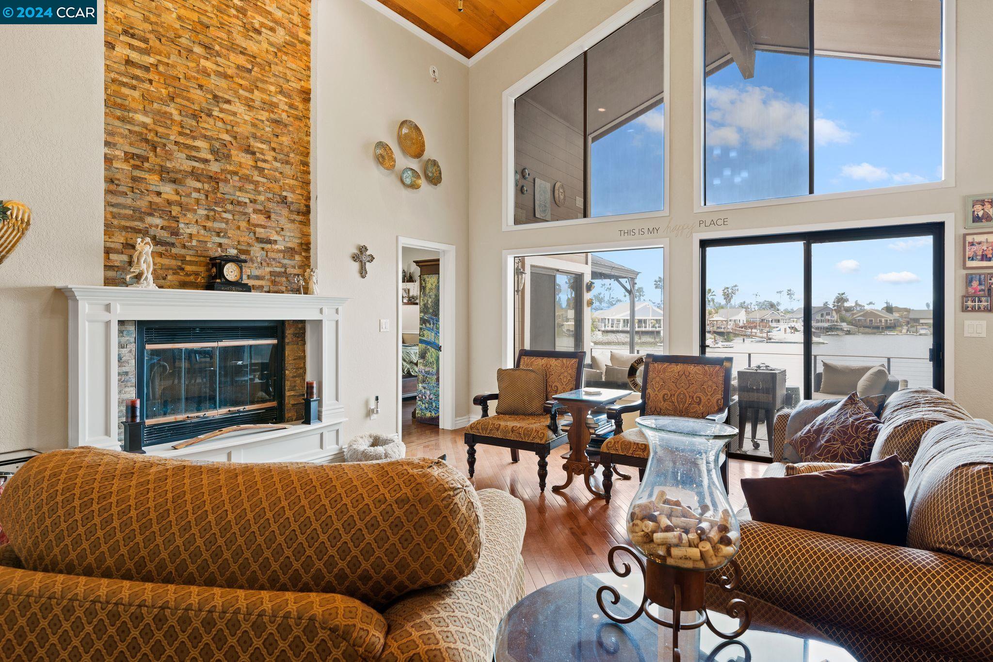 Detail Gallery Image 6 of 25 For 2243 Reef Ct, Discovery Bay,  CA 94505 - 3 Beds | 2/1 Baths