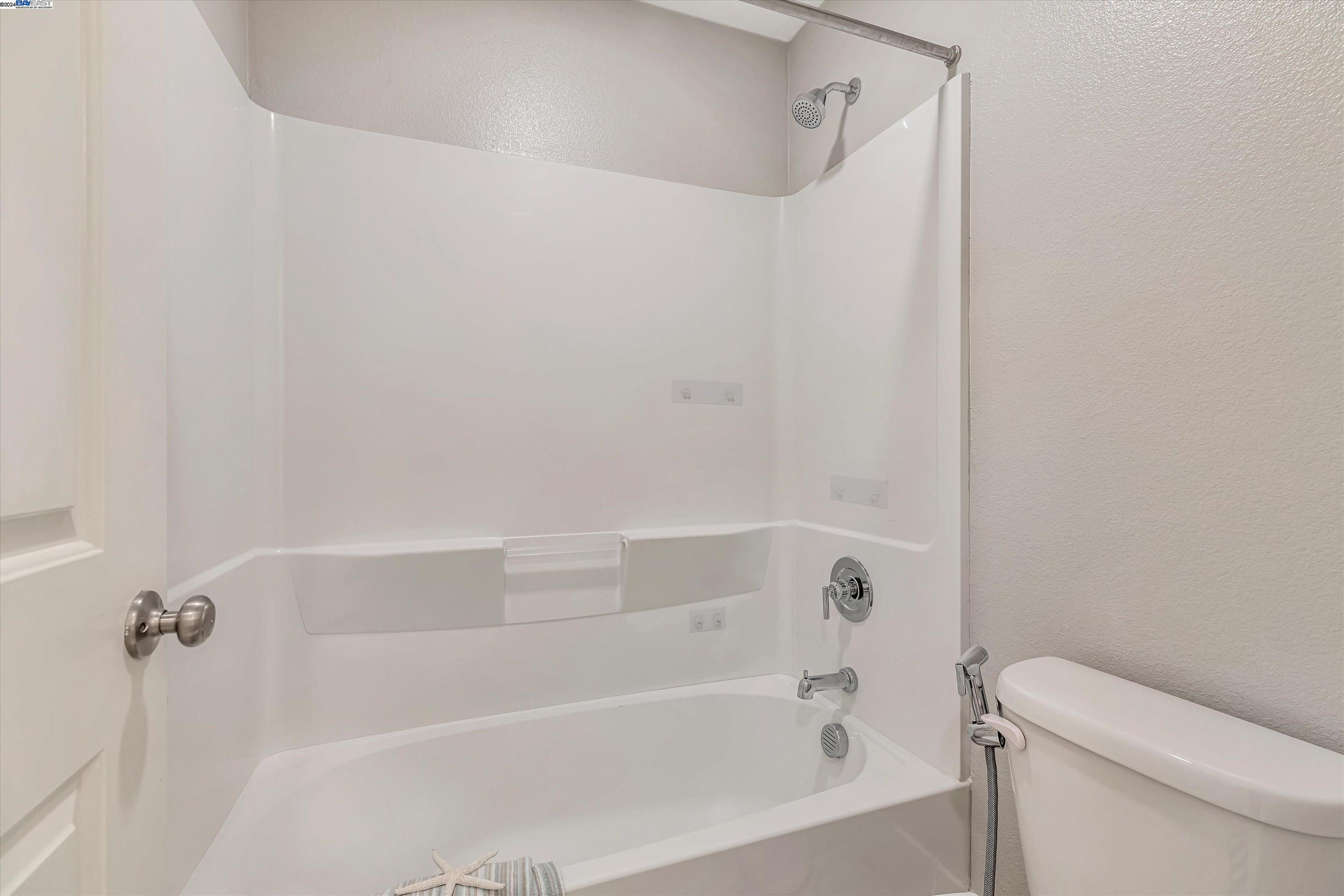 Detail Gallery Image 30 of 38 For 1482 Bond St, Milpitas,  CA 95035 - 3 Beds | 2 Baths
