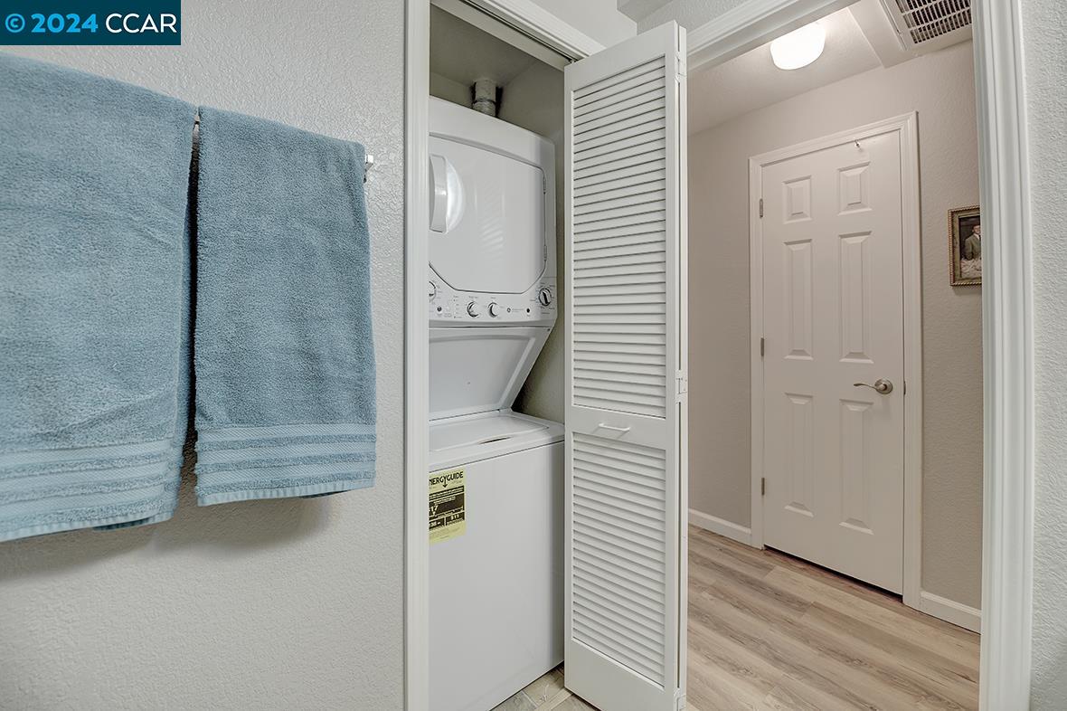 Detail Gallery Image 26 of 43 For 1860 Tice Creek Dr #1121,  Walnut Creek,  CA 94595 - 2 Beds | 2 Baths