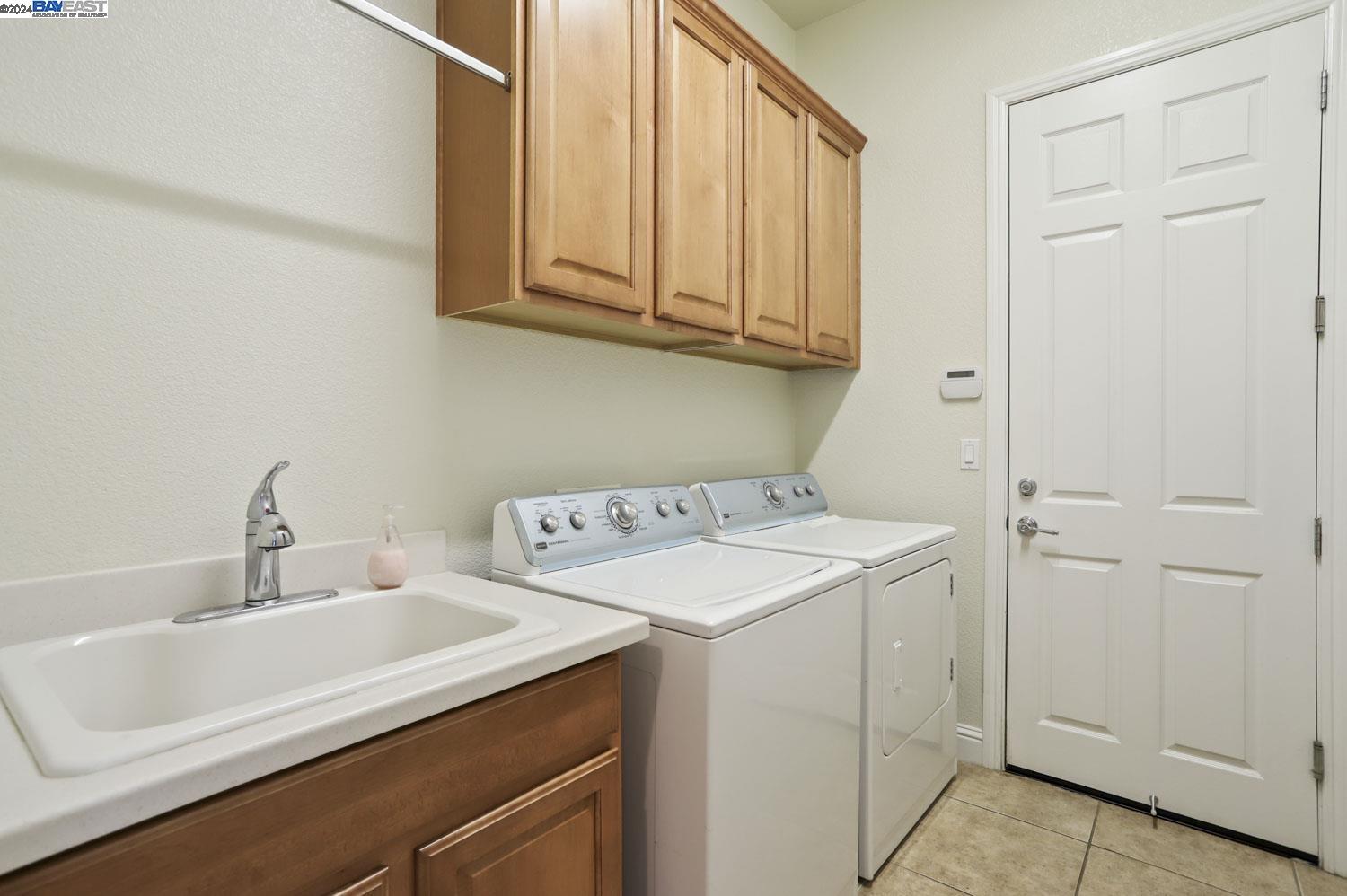 Detail Gallery Image 19 of 52 For 2463 Belle Glade Ln, Manteca,  CA 95336 - 2 Beds | 2/1 Baths