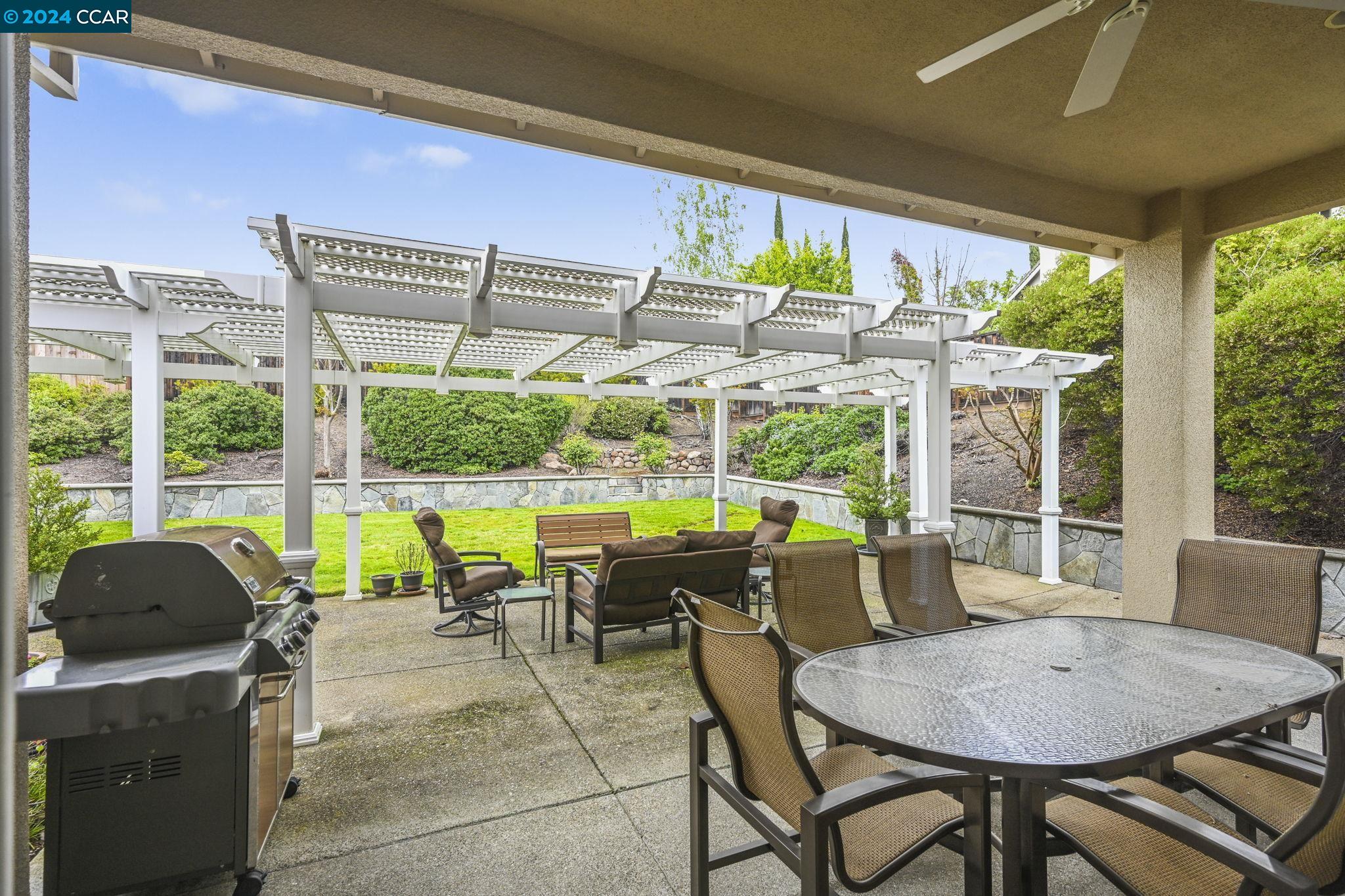 Detail Gallery Image 23 of 30 For 301 Ensley Court, Alamo,  CA 94507-1492 - 5 Beds | 3/1 Baths