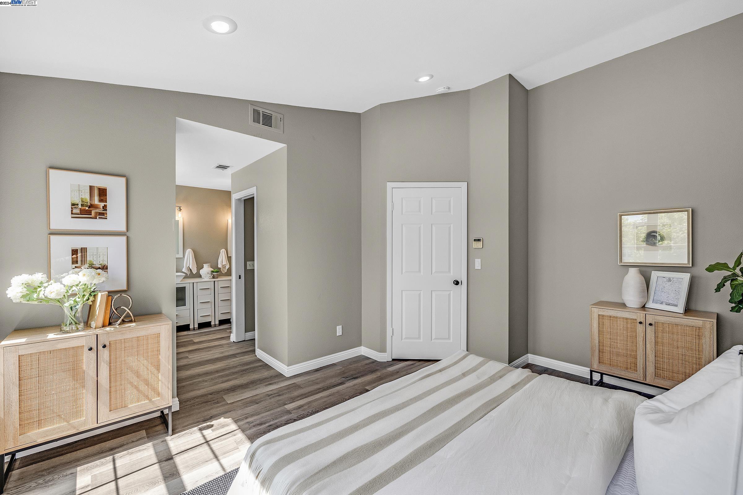Detail Gallery Image 24 of 37 For 3592 Fitzsimmons Cmn, Fremont,  CA 94538 - 3 Beds | 2/1 Baths