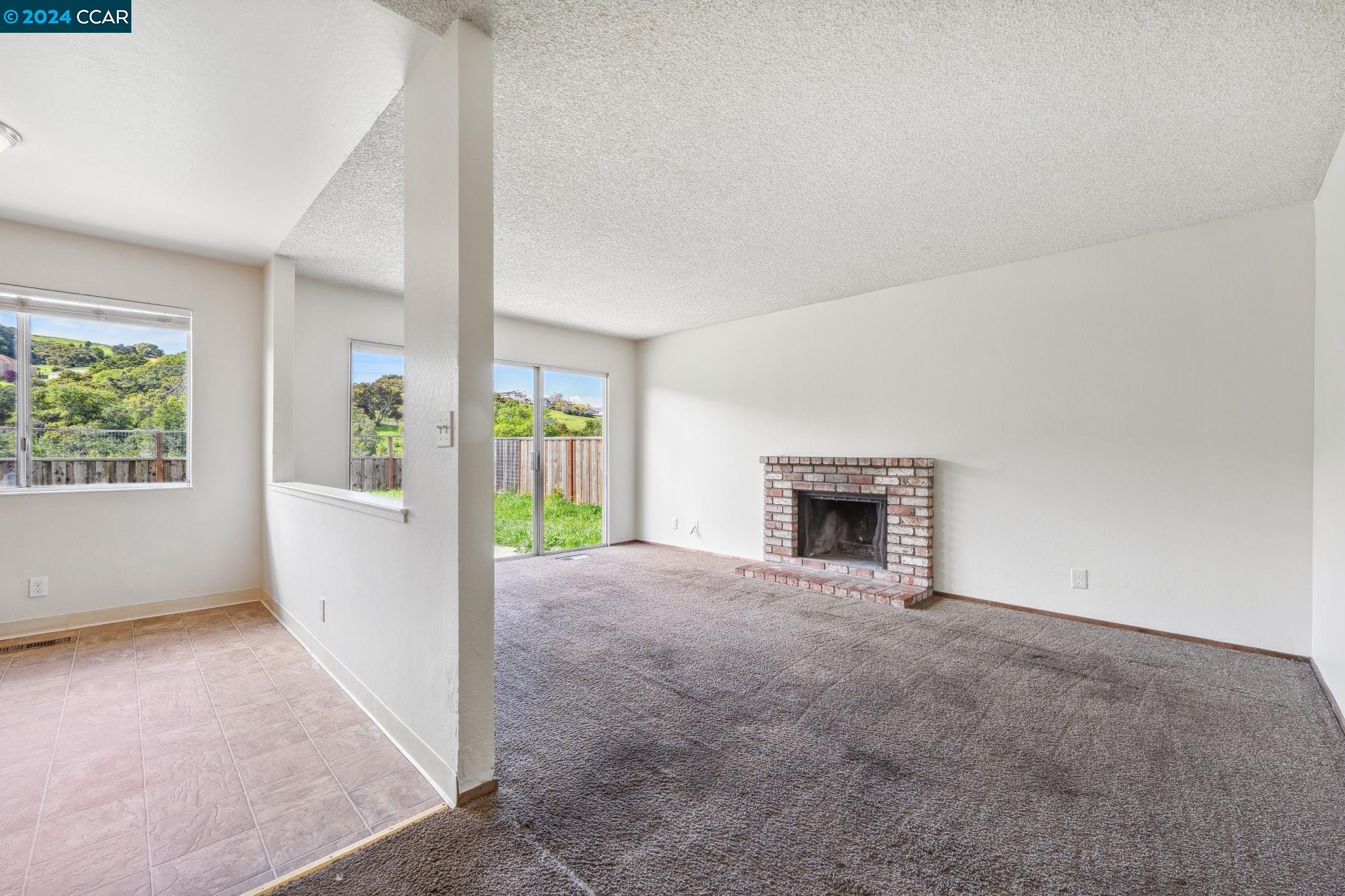 Detail Gallery Image 5 of 36 For 242 Oriole Ct, Hercules,  CA 94547 - 4 Beds | 2/1 Baths