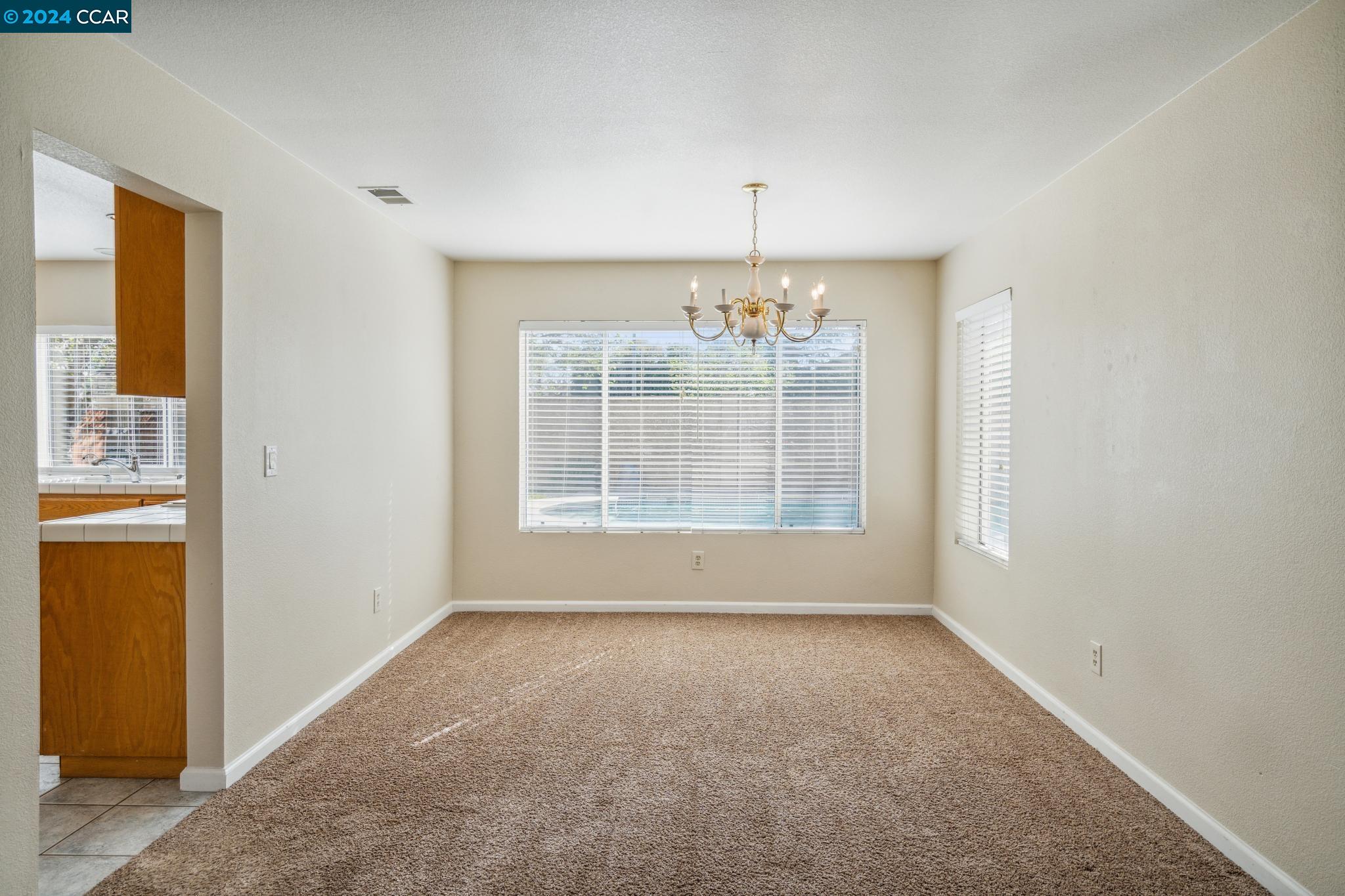 Detail Gallery Image 7 of 41 For 1900 Heron St, Tracy,  CA 95376 - 4 Beds | 2/1 Baths