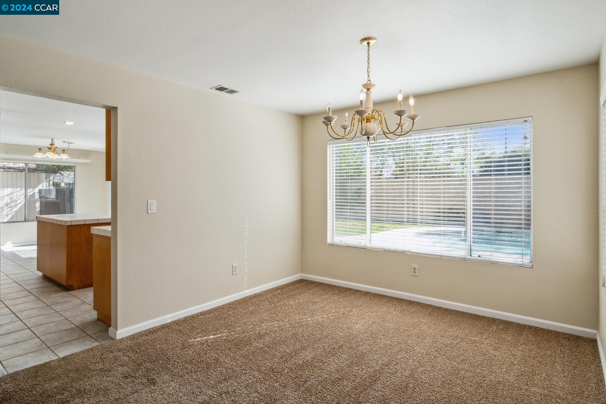 Detail Gallery Image 8 of 41 For 1900 Heron St, Tracy,  CA 95376 - 4 Beds | 2/1 Baths