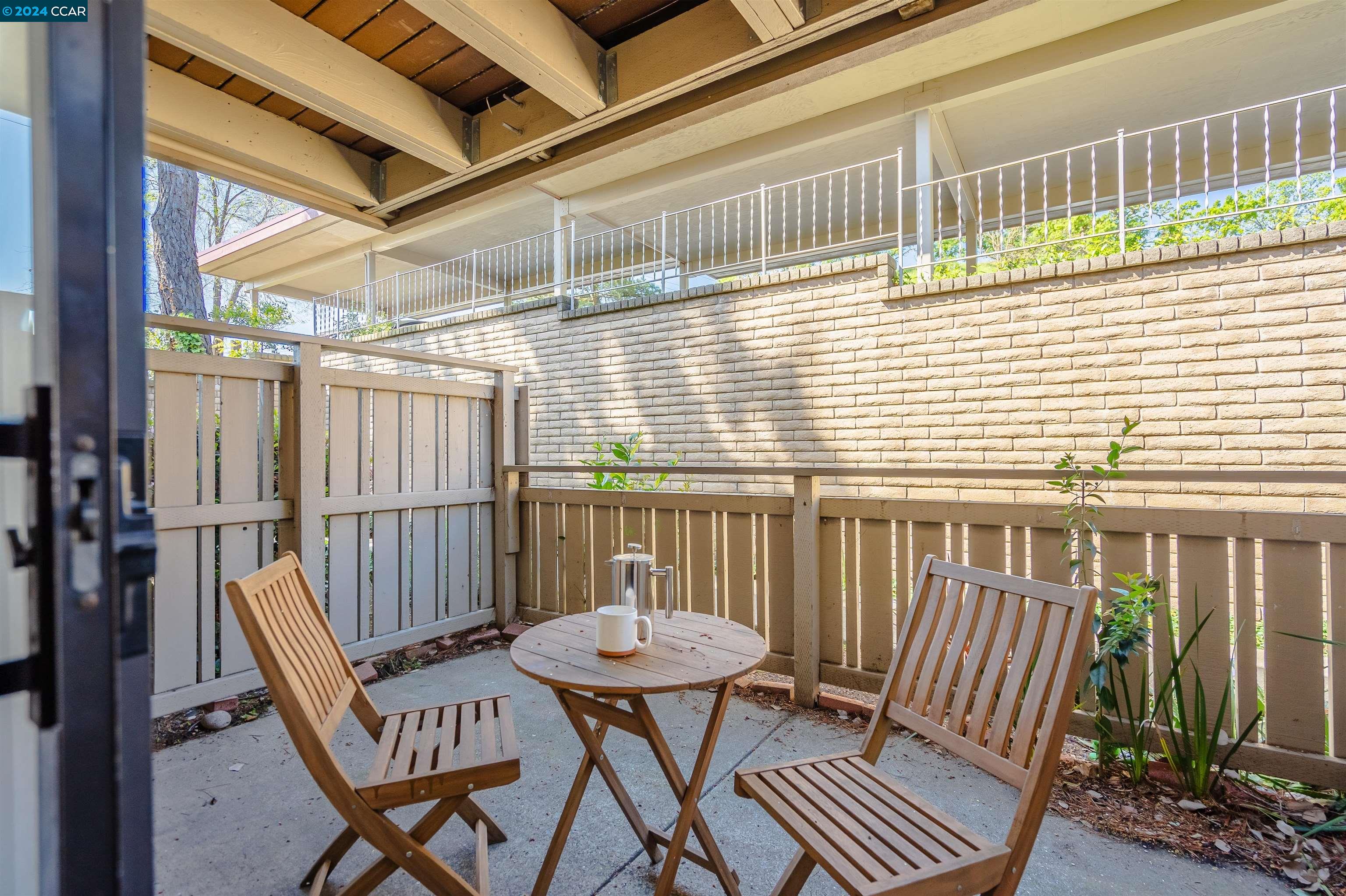 Detail Gallery Image 22 of 29 For 101 Kinross Dr #27,  Walnut Creek,  CA 94598 - 2 Beds | 1 Baths