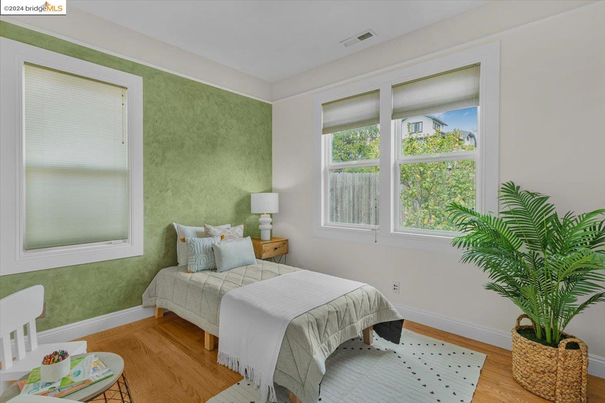 Detail Gallery Image 11 of 22 For 5112 Congress Ave, Oakland,  CA 94601 - 3 Beds | 1 Baths